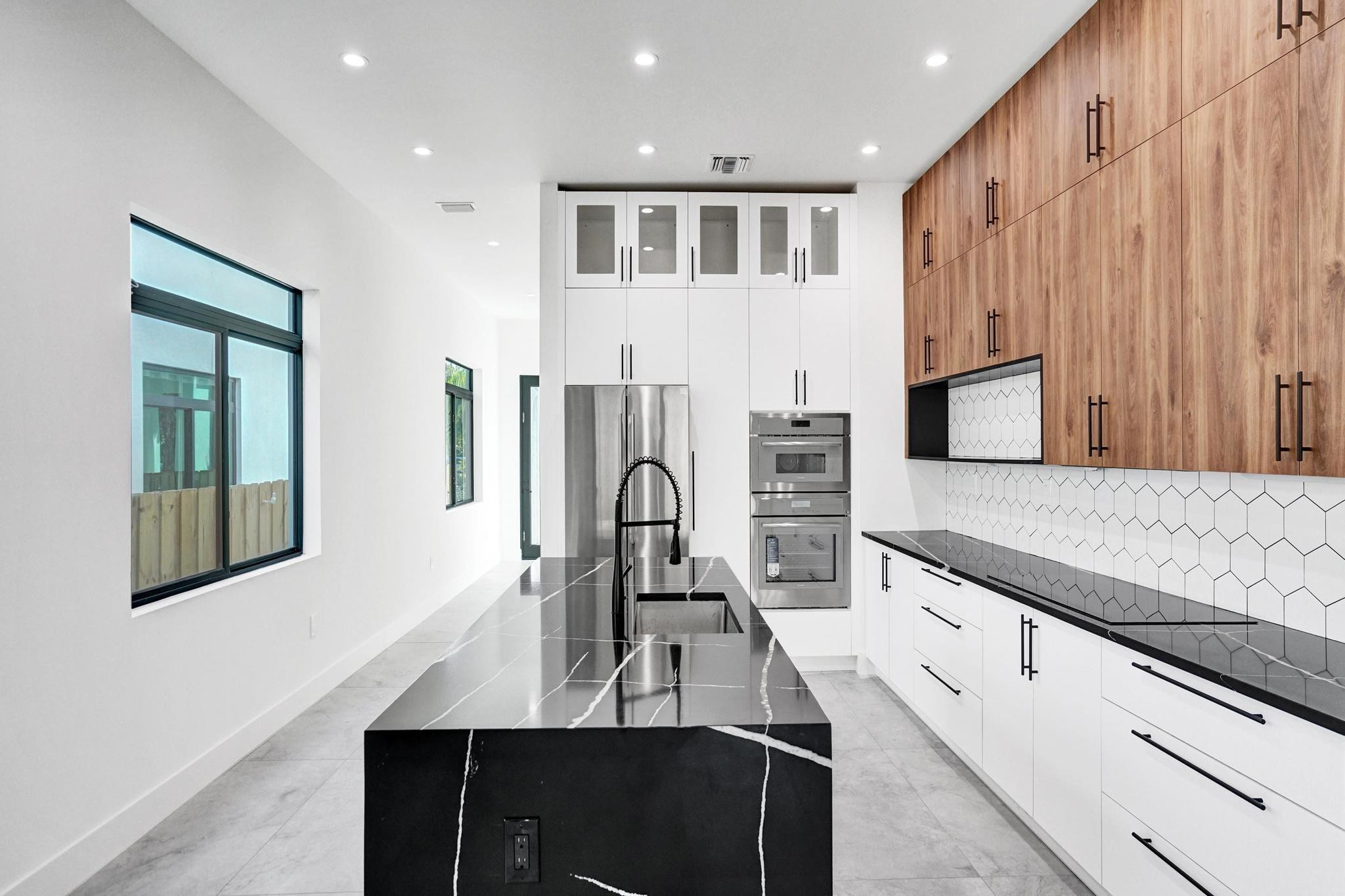604 SW 7th, Fort Lauderdale FL 33315