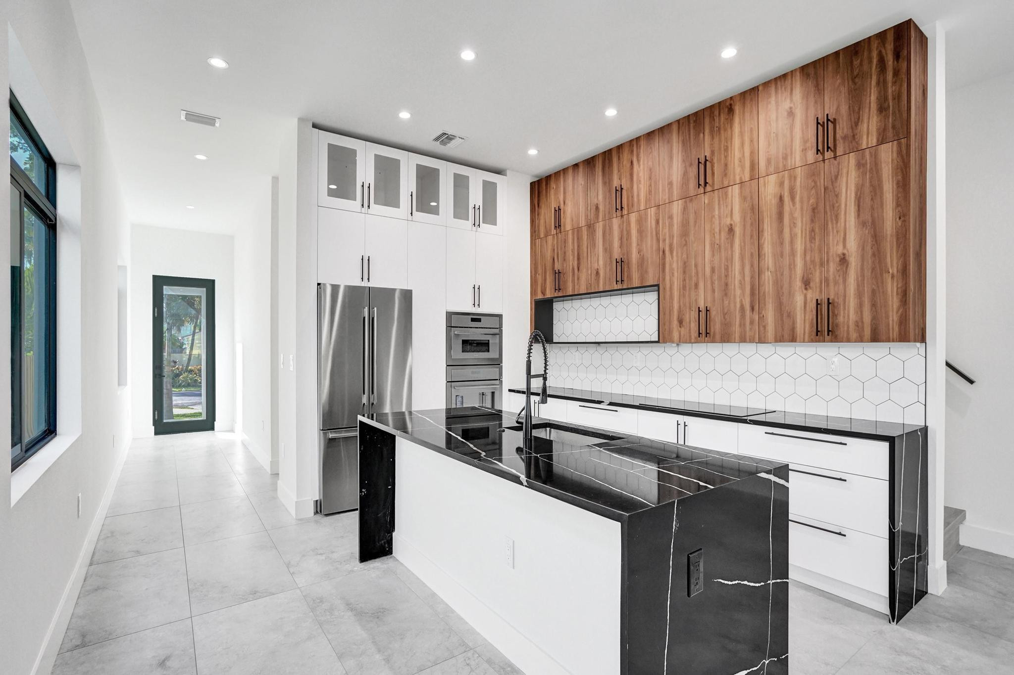 604 SW 7th, Fort Lauderdale FL 33315