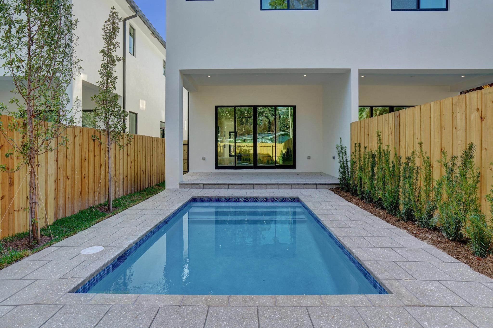 604 SW 7th, Fort Lauderdale FL 33315