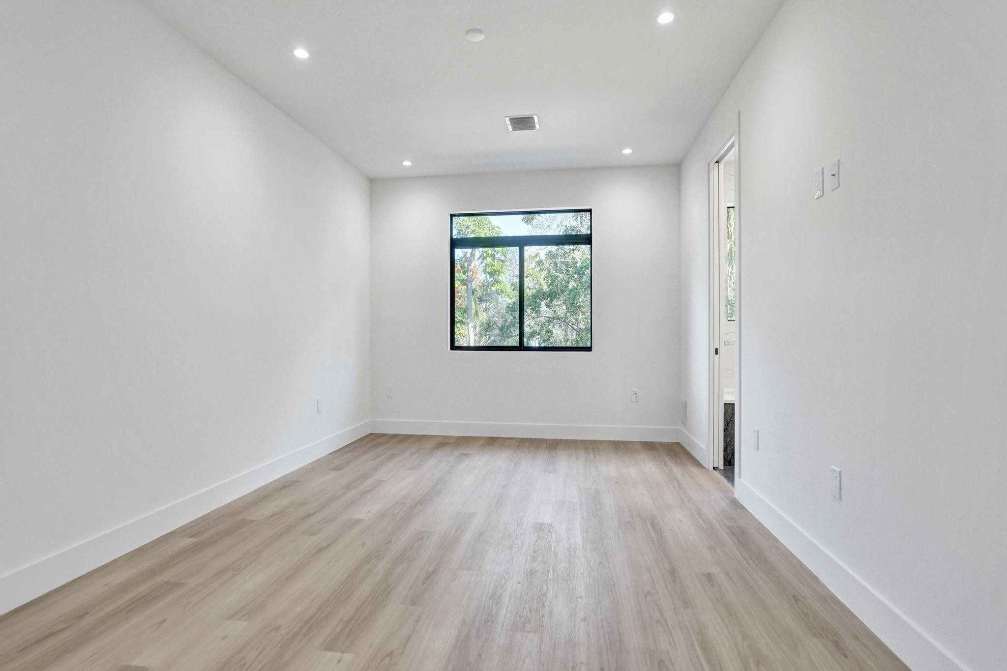 604 SW 7th, Fort Lauderdale FL 33315