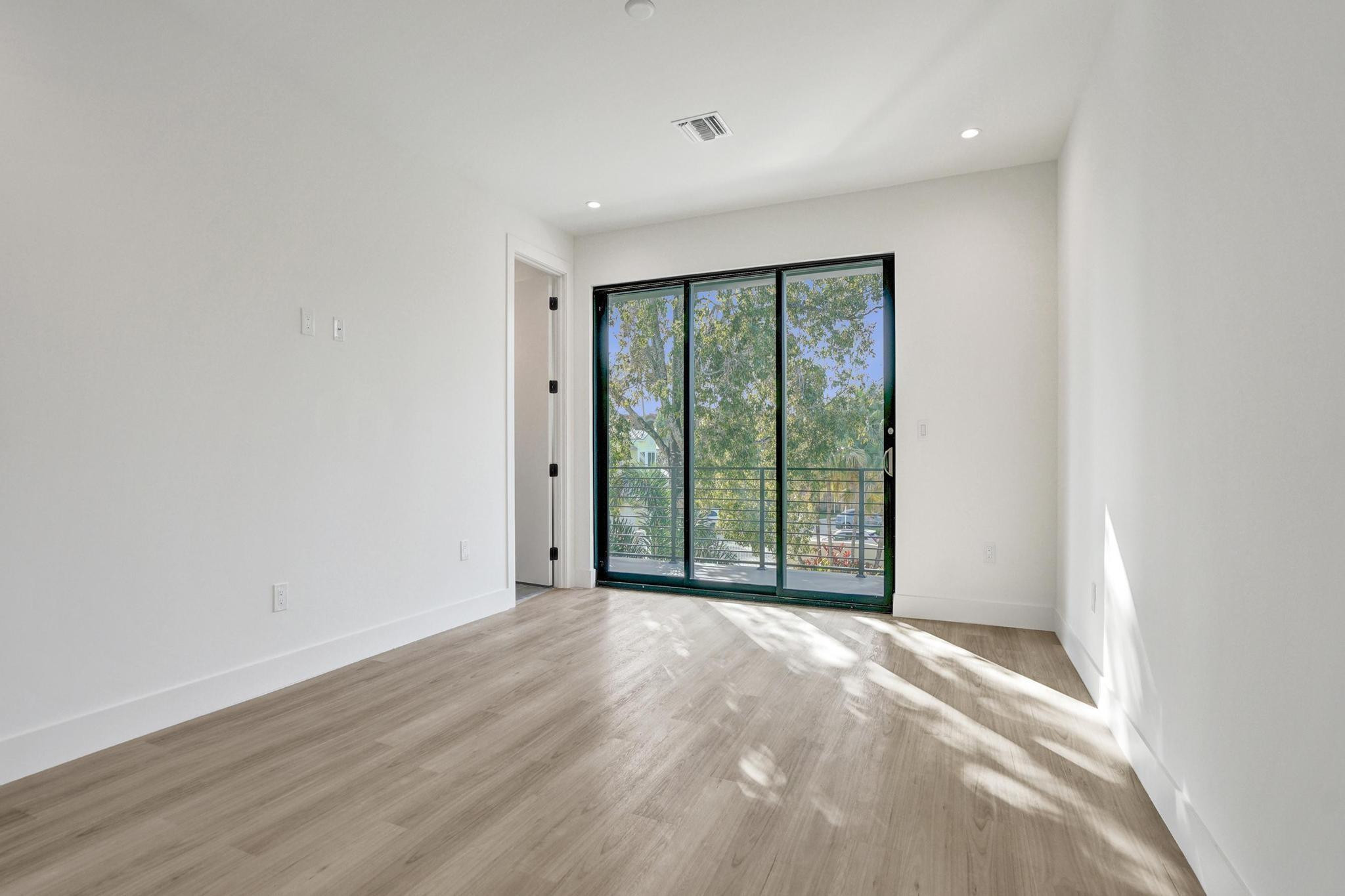 604 SW 7th, Fort Lauderdale FL 33315