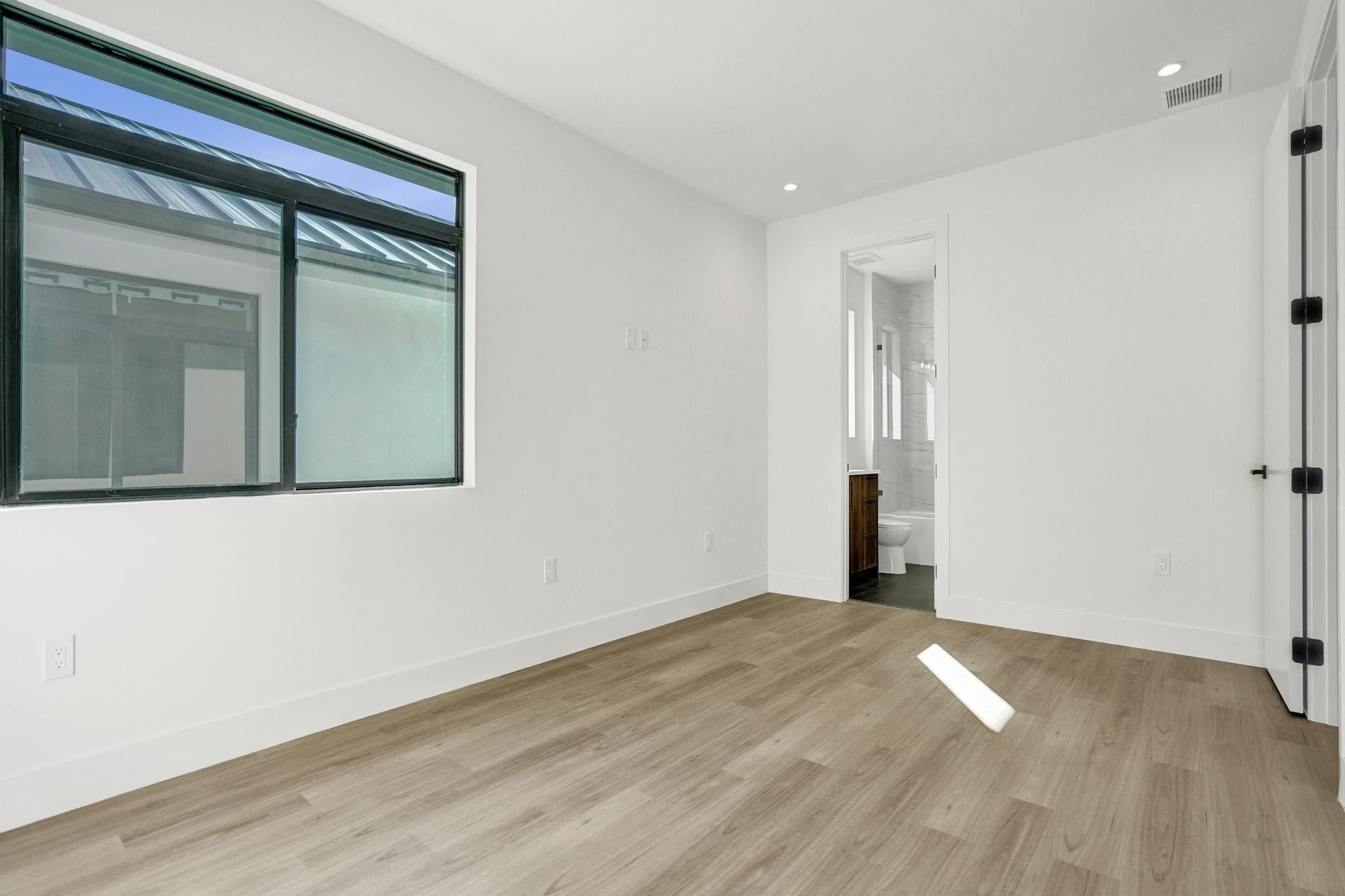 604 SW 7th, Fort Lauderdale FL 33315