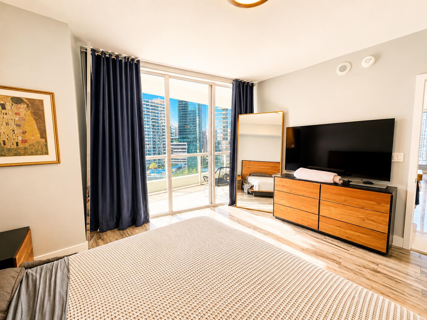 465 Brickell #2302, Miami FL 33131