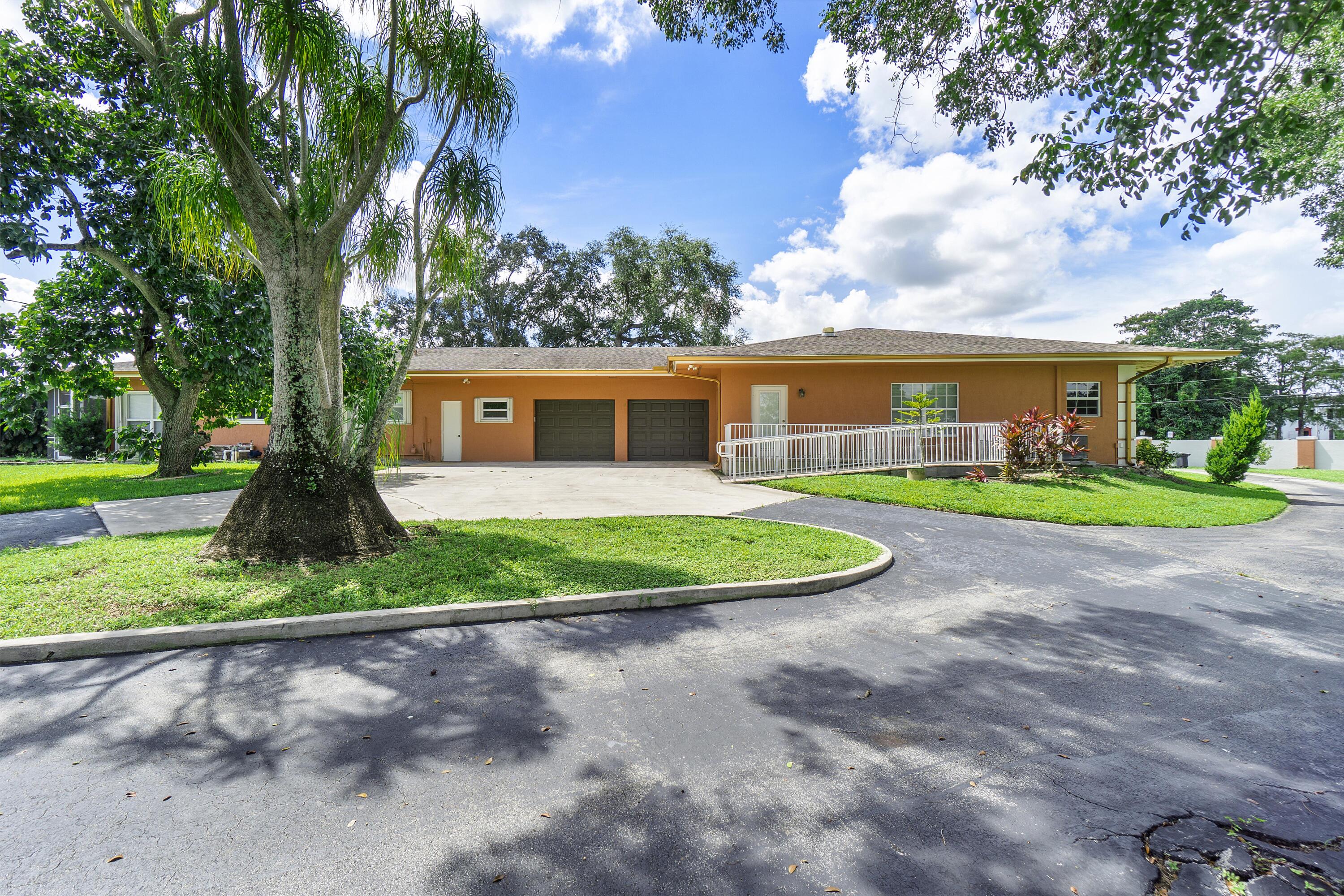7600 NW 82nd, Parkland FL 33067