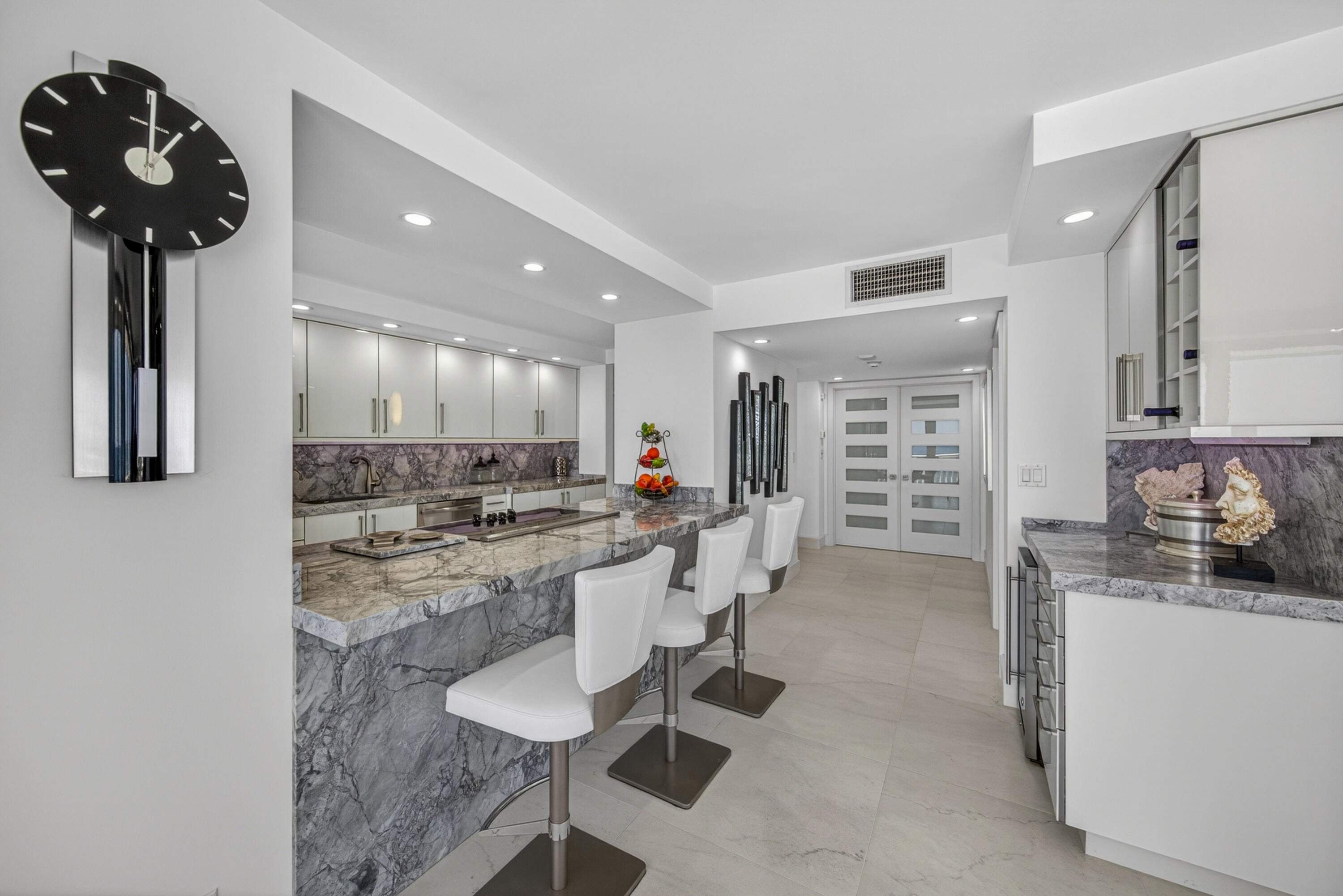 2200 S Ocean #909, Fort Lauderdale FL 33316