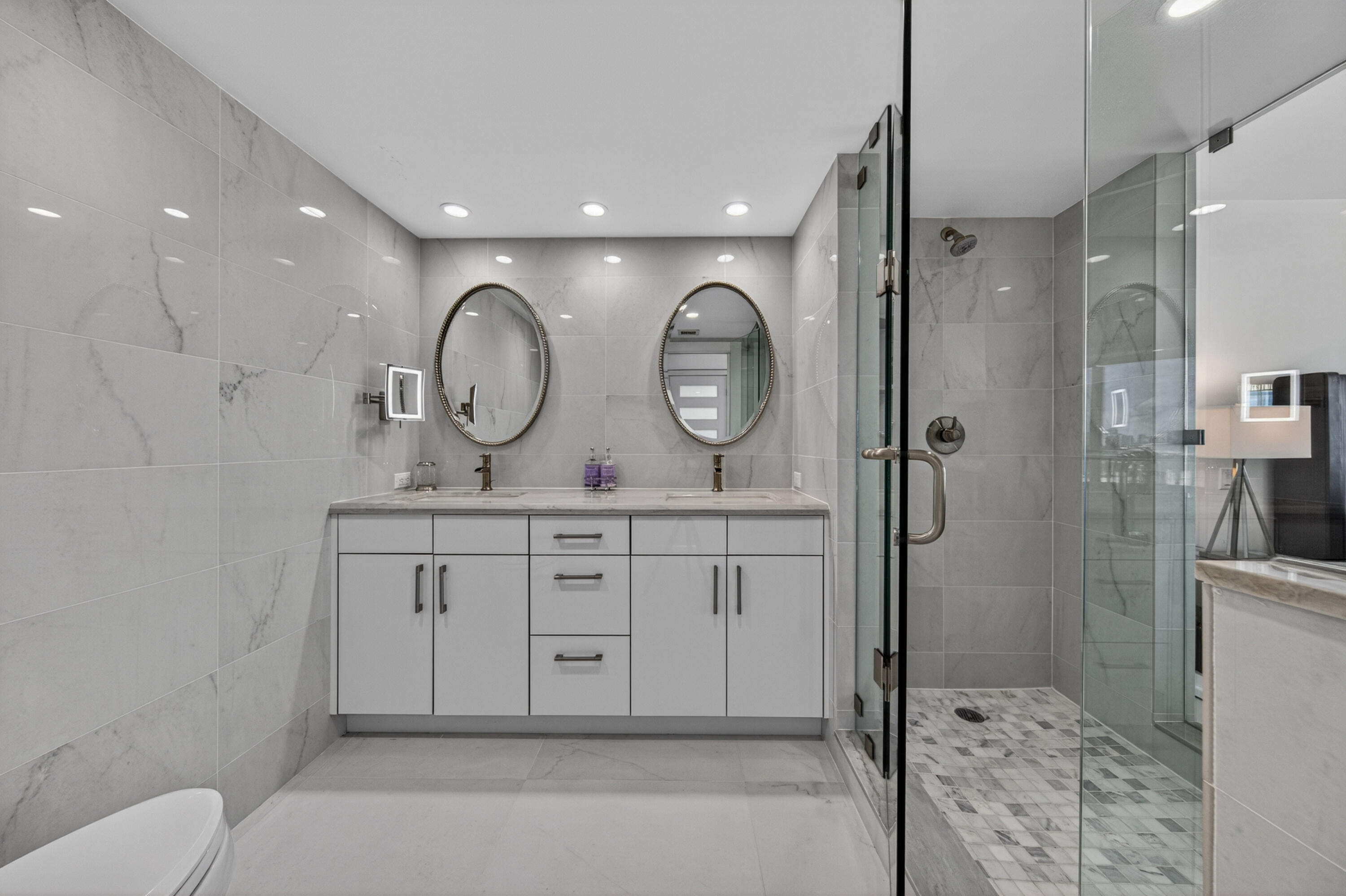 2200 S Ocean #909, Fort Lauderdale FL 33316