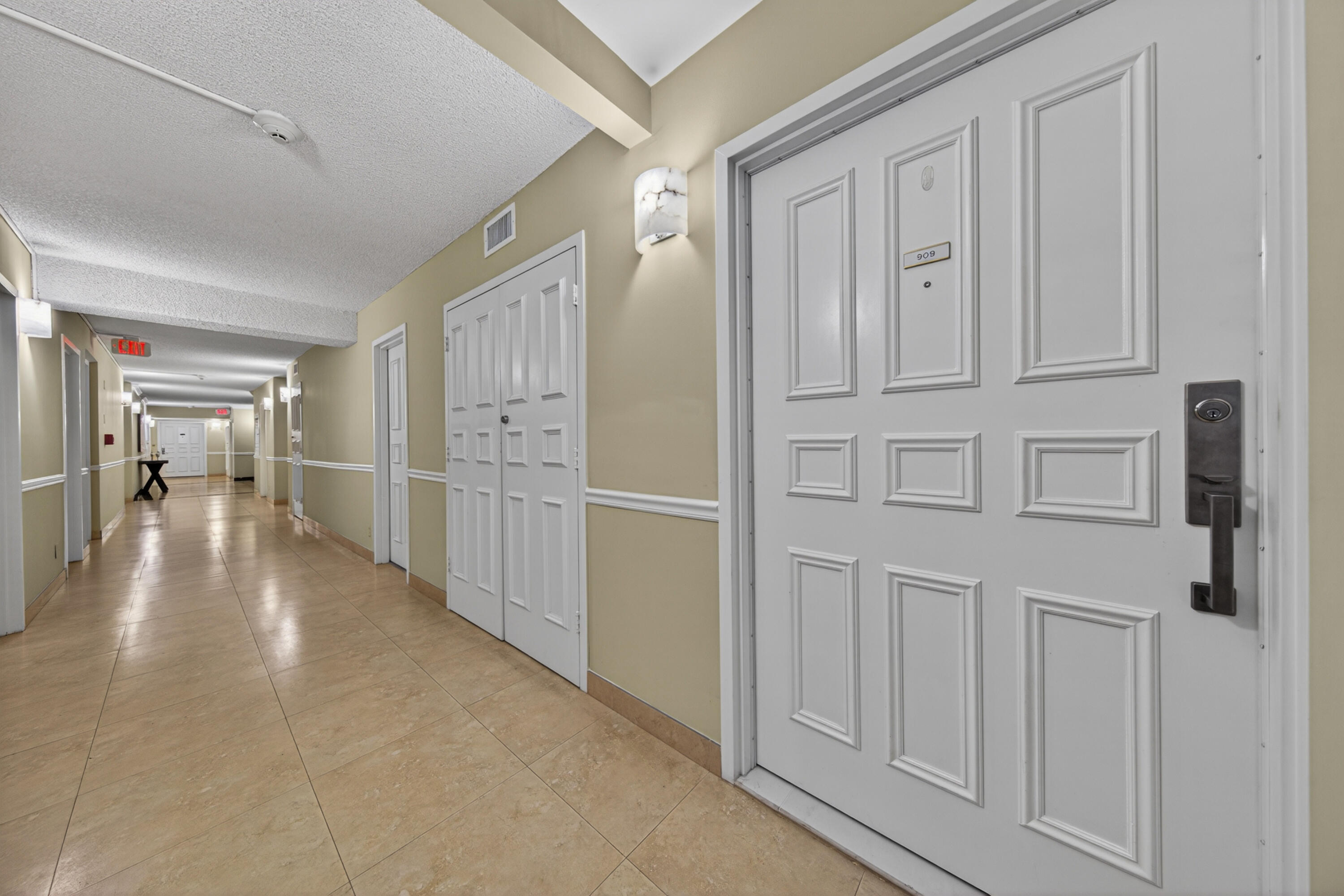 2200 S Ocean #909, Fort Lauderdale FL 33316