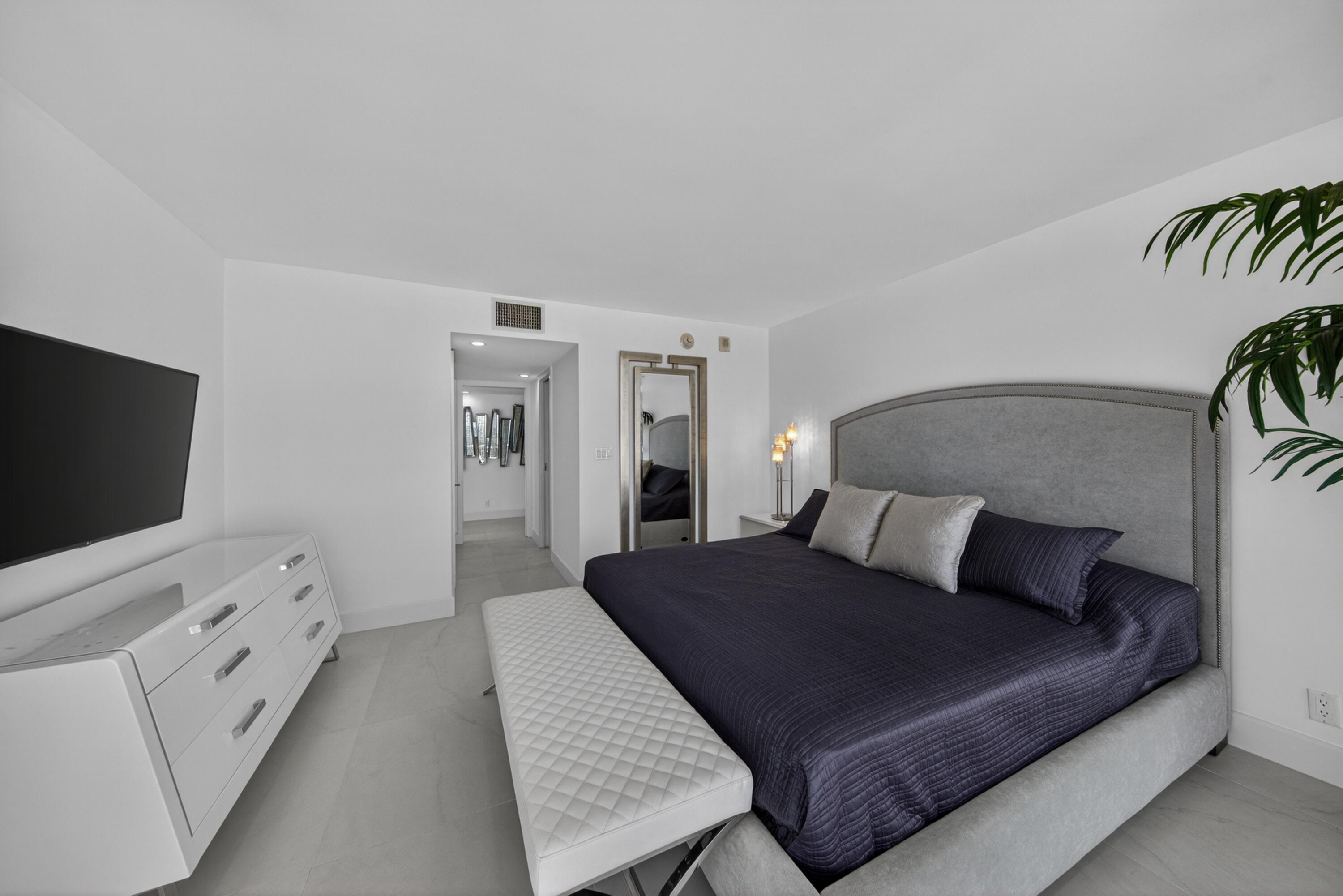 2200 S Ocean #909, Fort Lauderdale FL 33316