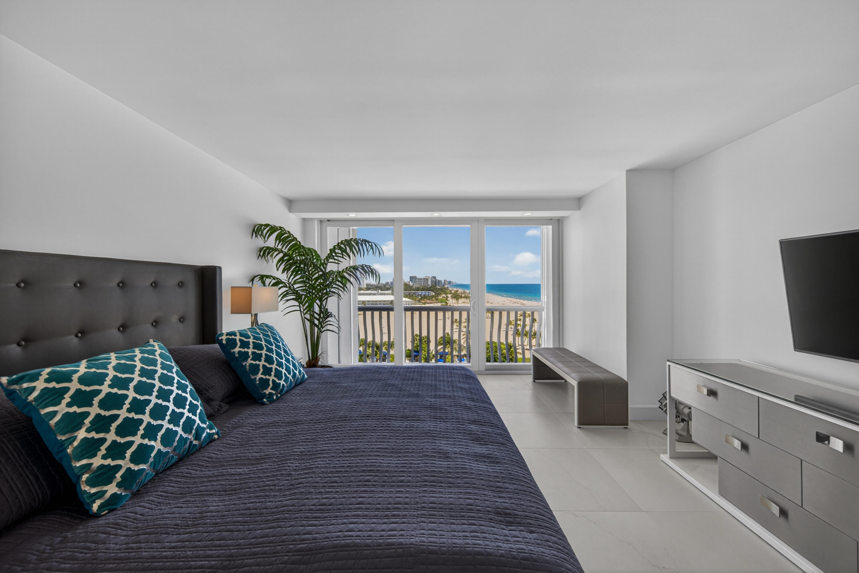2200 S Ocean #909, Fort Lauderdale FL 33316
