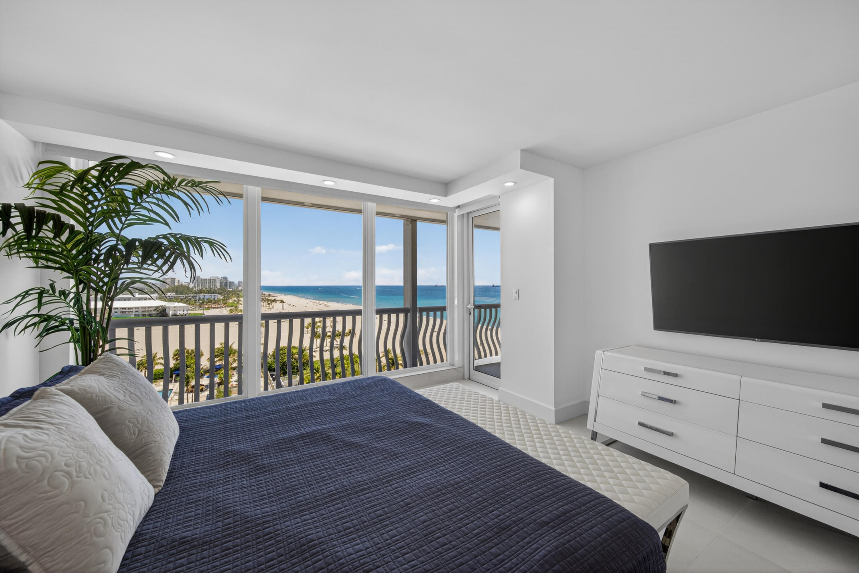 2200 S Ocean #909, Fort Lauderdale FL 33316