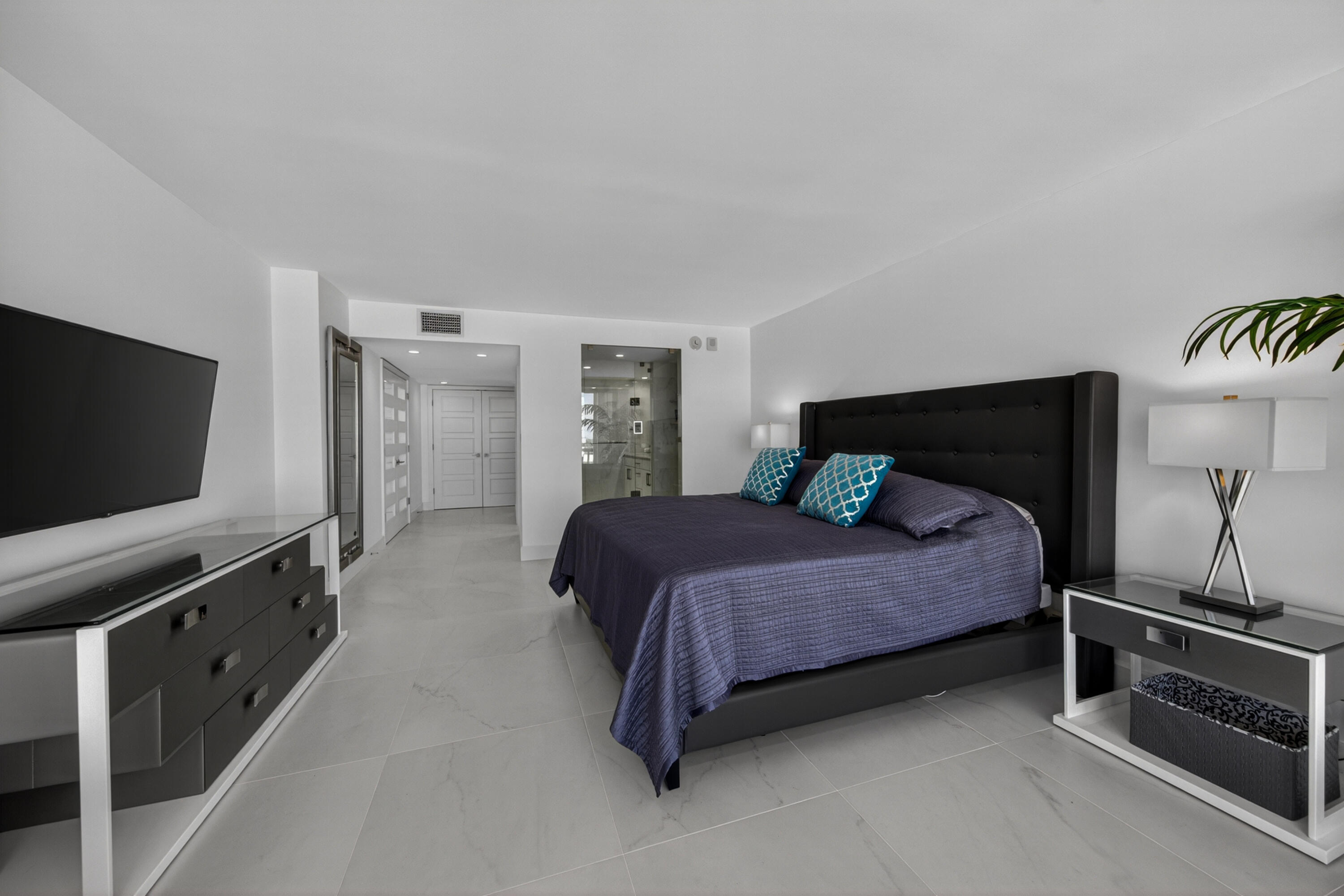 2200 S Ocean #909, Fort Lauderdale FL 33316