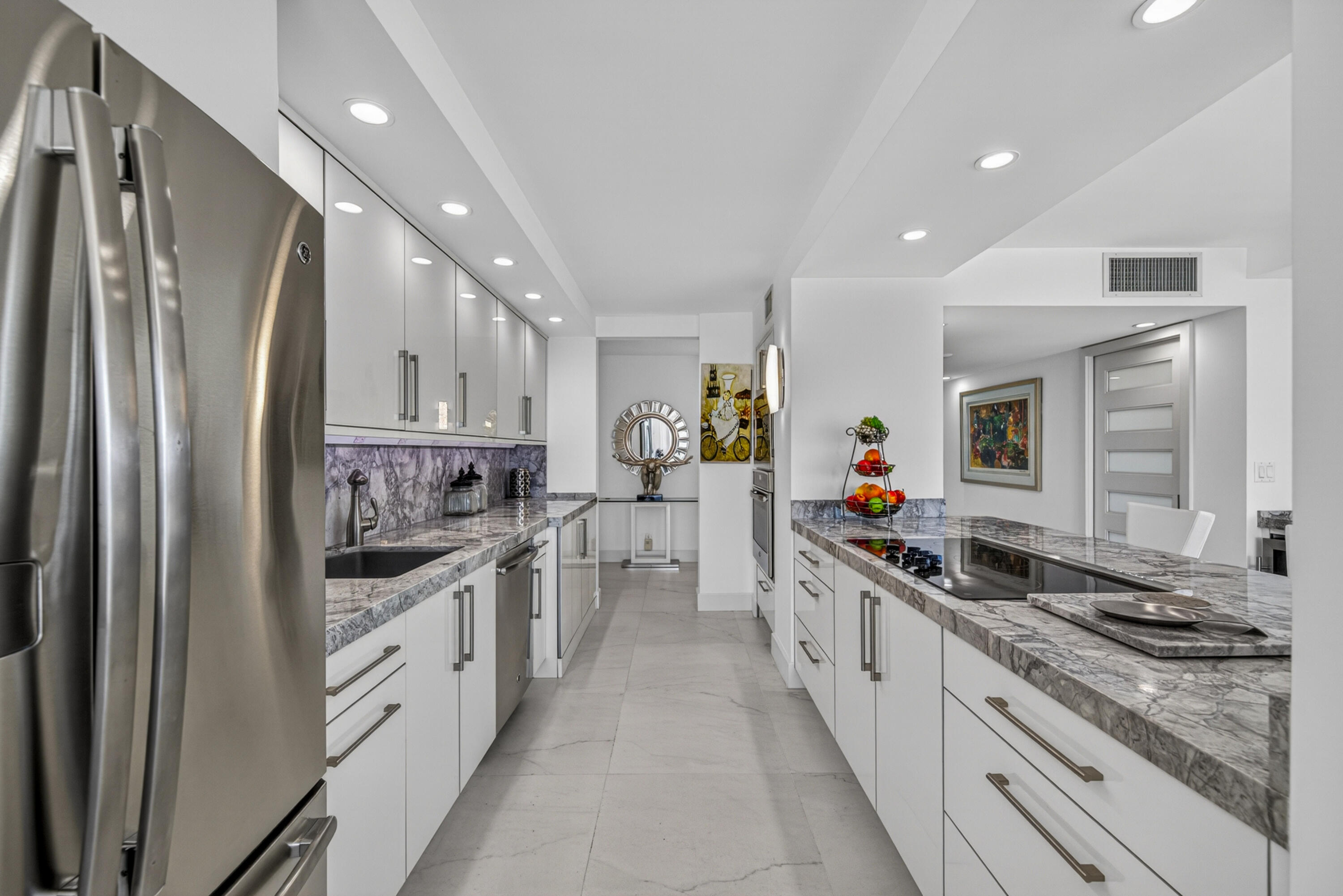 2200 S Ocean #909, Fort Lauderdale FL 33316