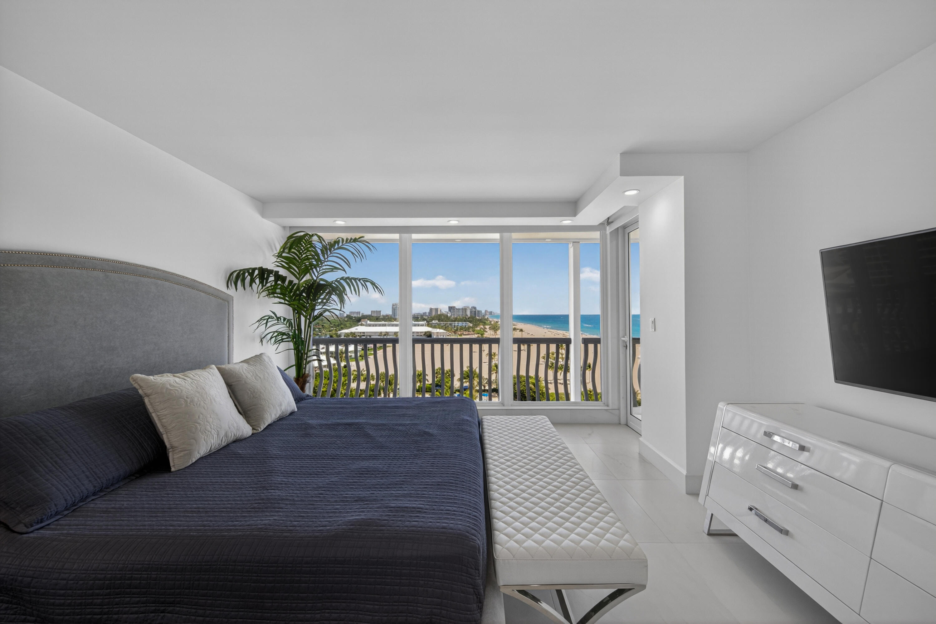 2200 S Ocean #909, Fort Lauderdale FL 33316