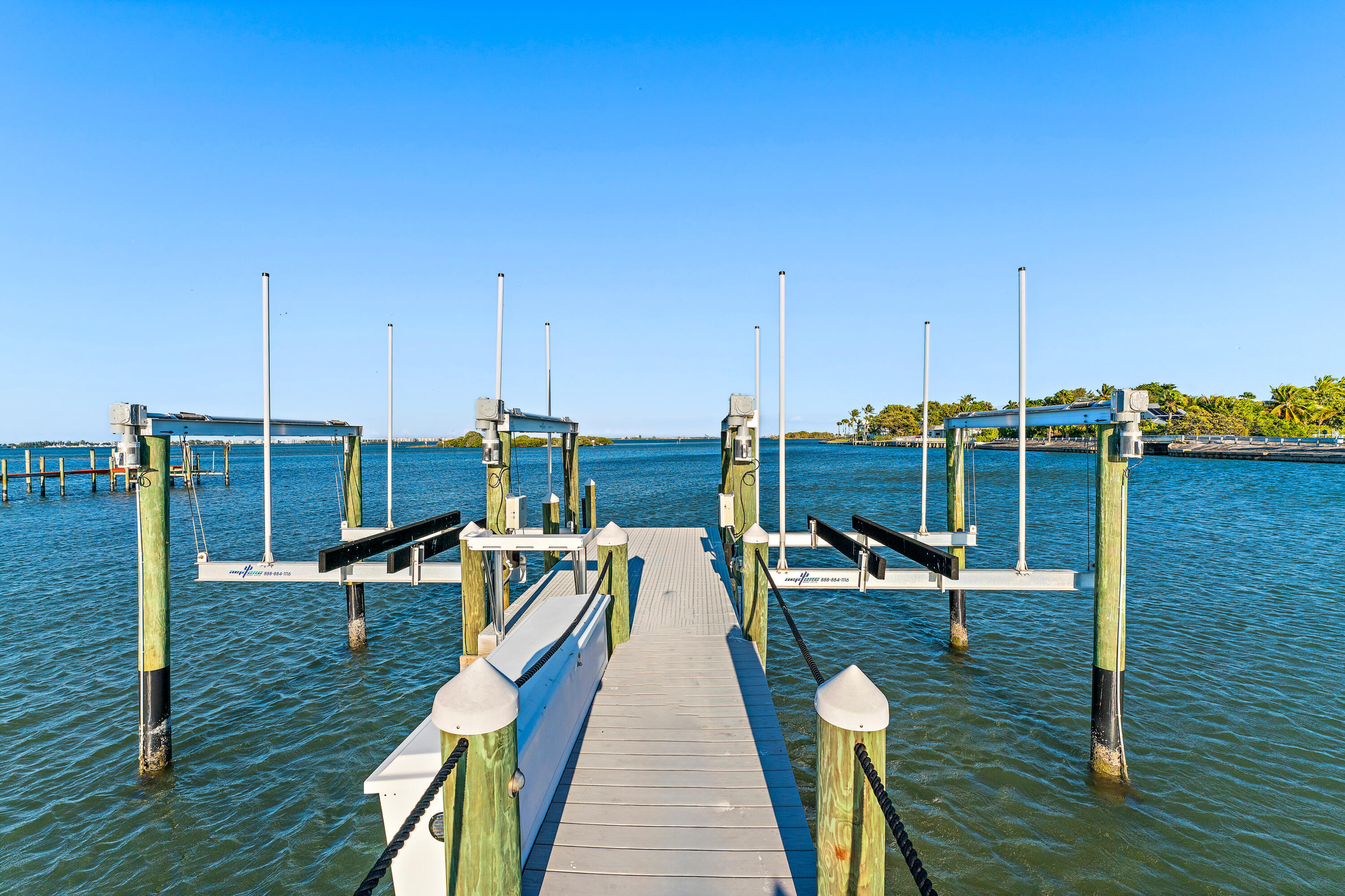116 S Sewalls Point, Sewalls Point FL 34996