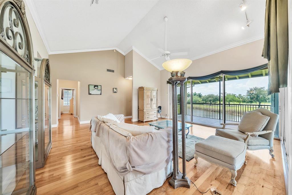 7644 Elmridge, Boca Raton FL 33433