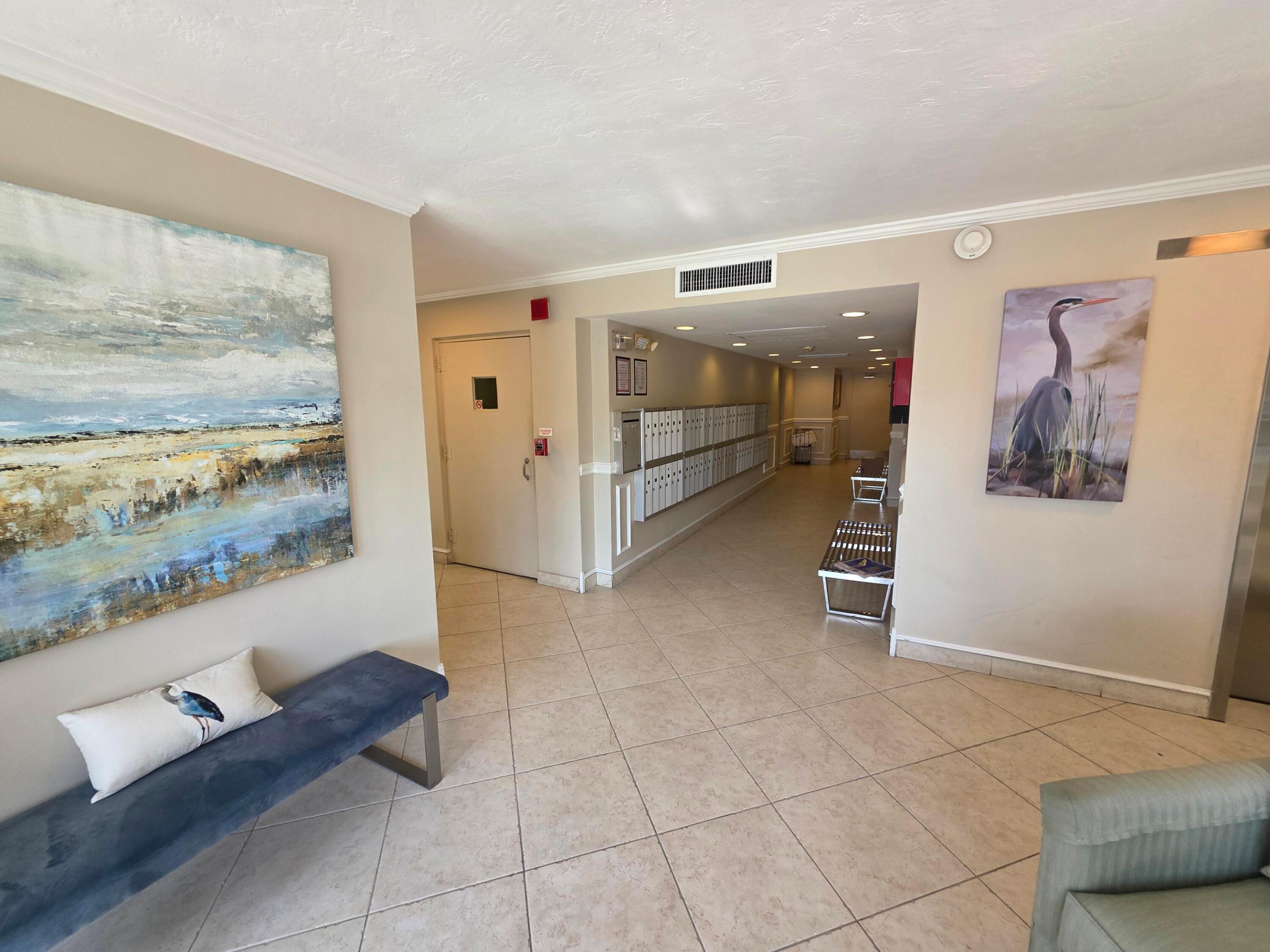 3100 NE 48th #113, Lighthouse Point FL 33064