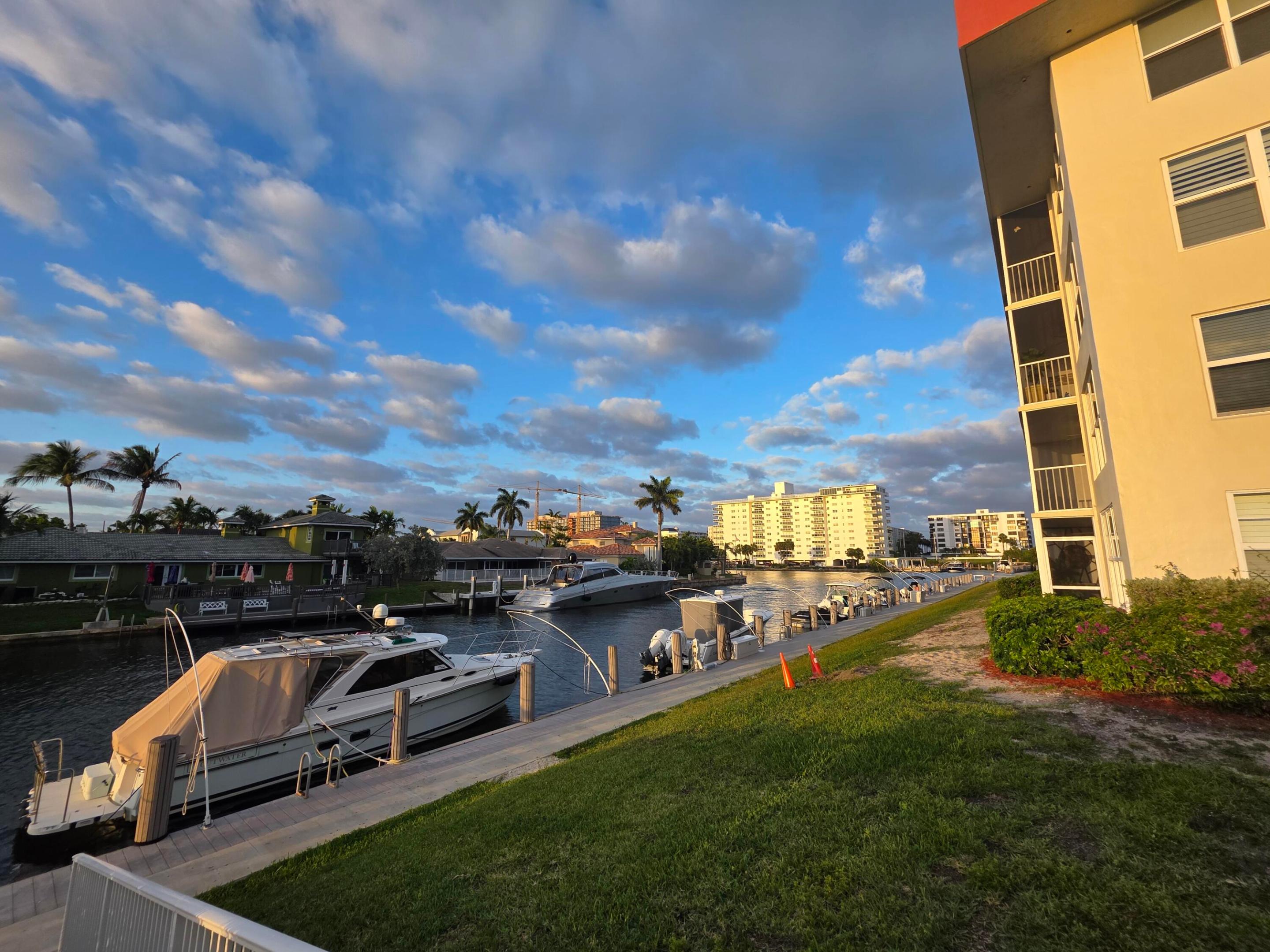 3100 NE 48th #113, Lighthouse Point FL 33064