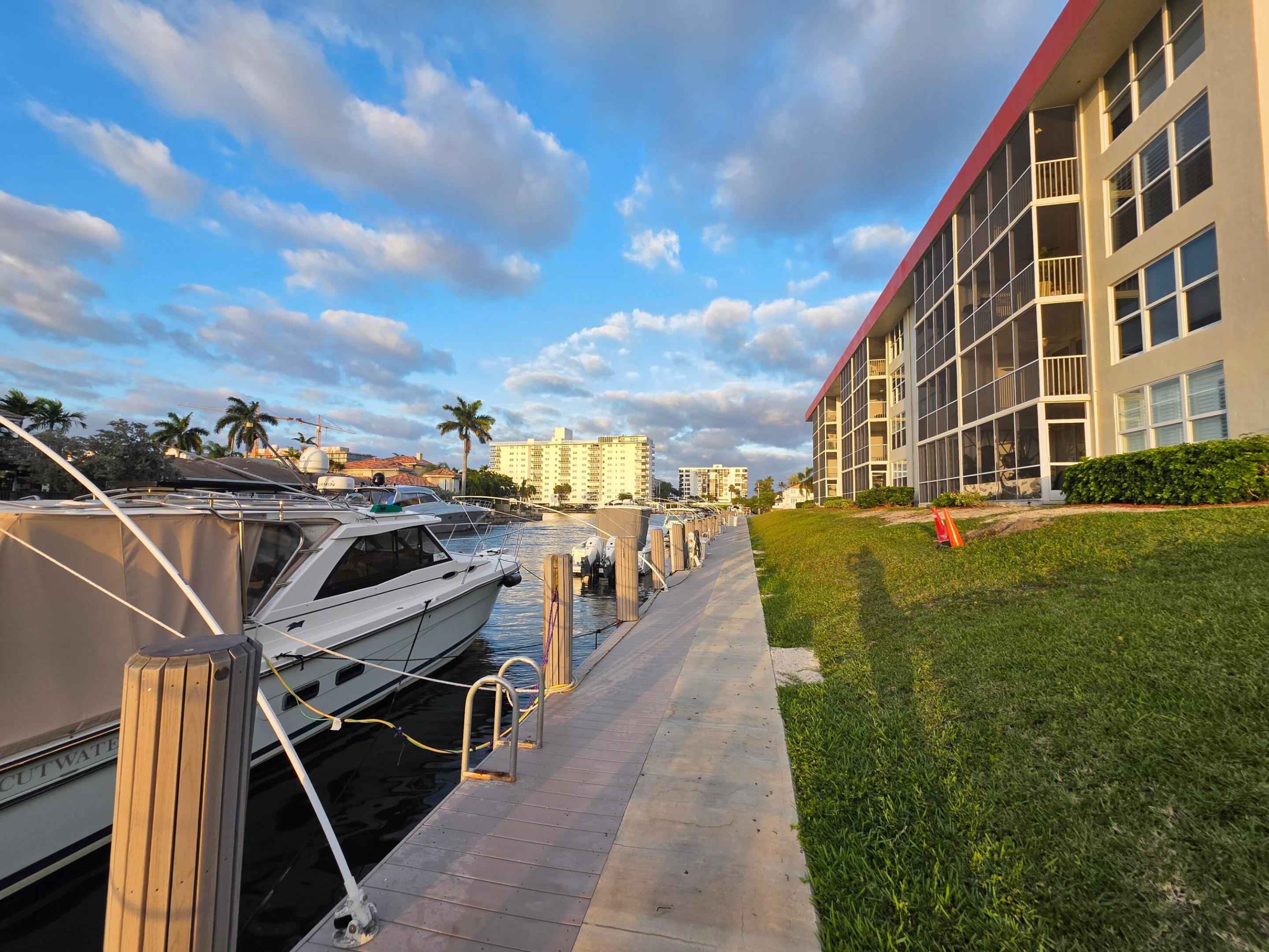 3100 NE 48th #113, Lighthouse Point FL 33064