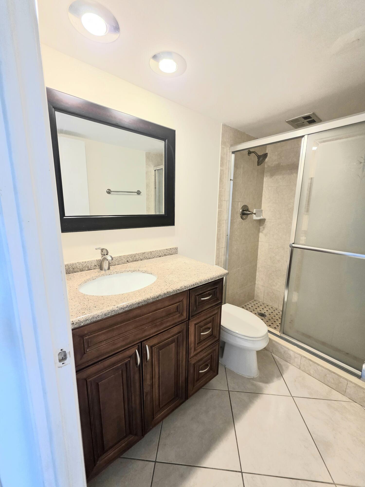 3100 NE 48th #113, Lighthouse Point FL 33064