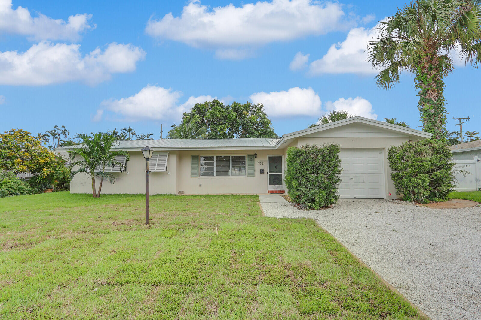 732 Pelican, North Palm Beach FL 33408