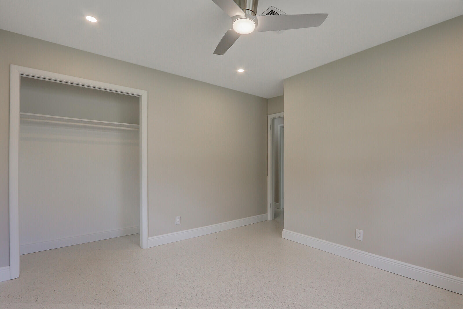 732 Pelican, North Palm Beach FL 33408