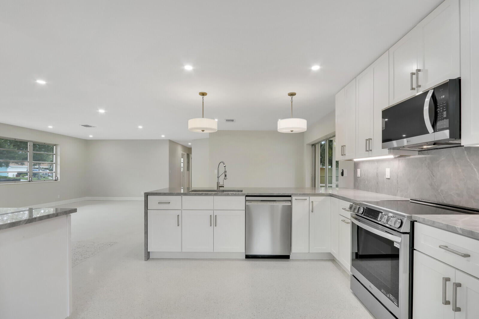 732 Pelican, North Palm Beach FL 33408