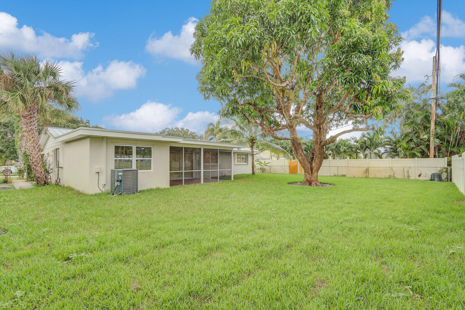 732 Pelican, North Palm Beach FL 33408