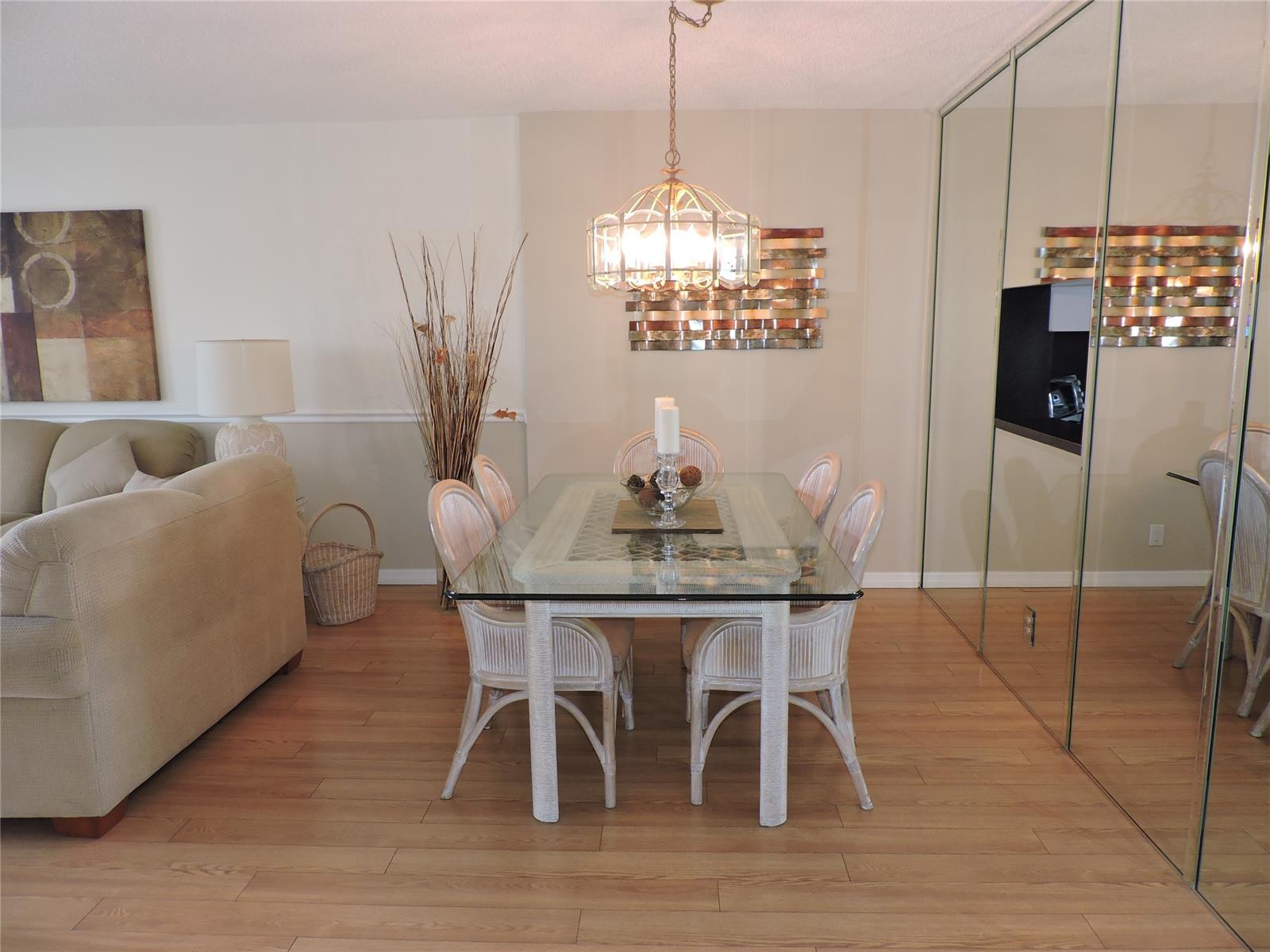 324 SE 10th #207, Dania Beach FL 33004