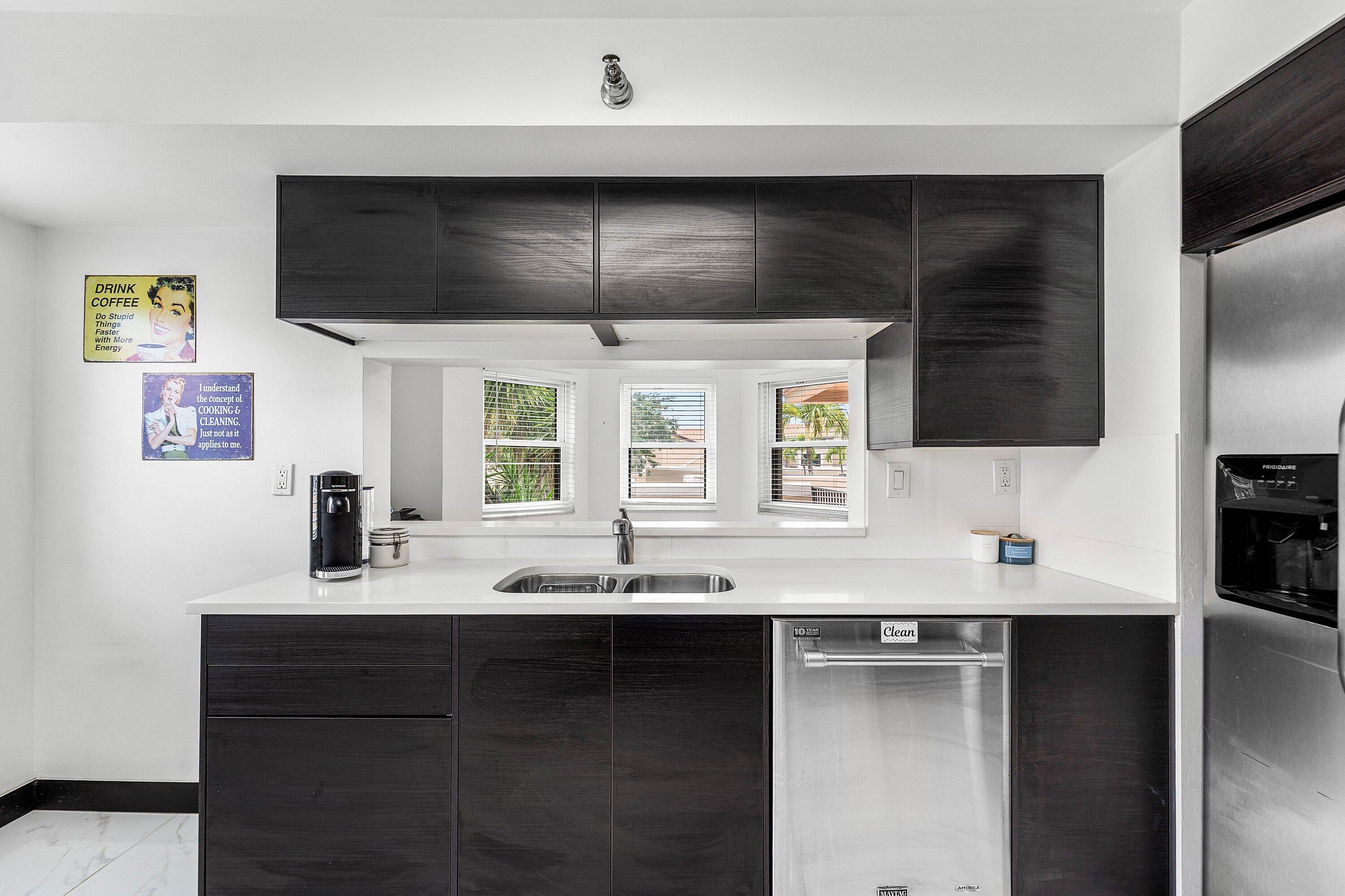 6614 Villa Sonrisa #123, Boca Raton FL 33433