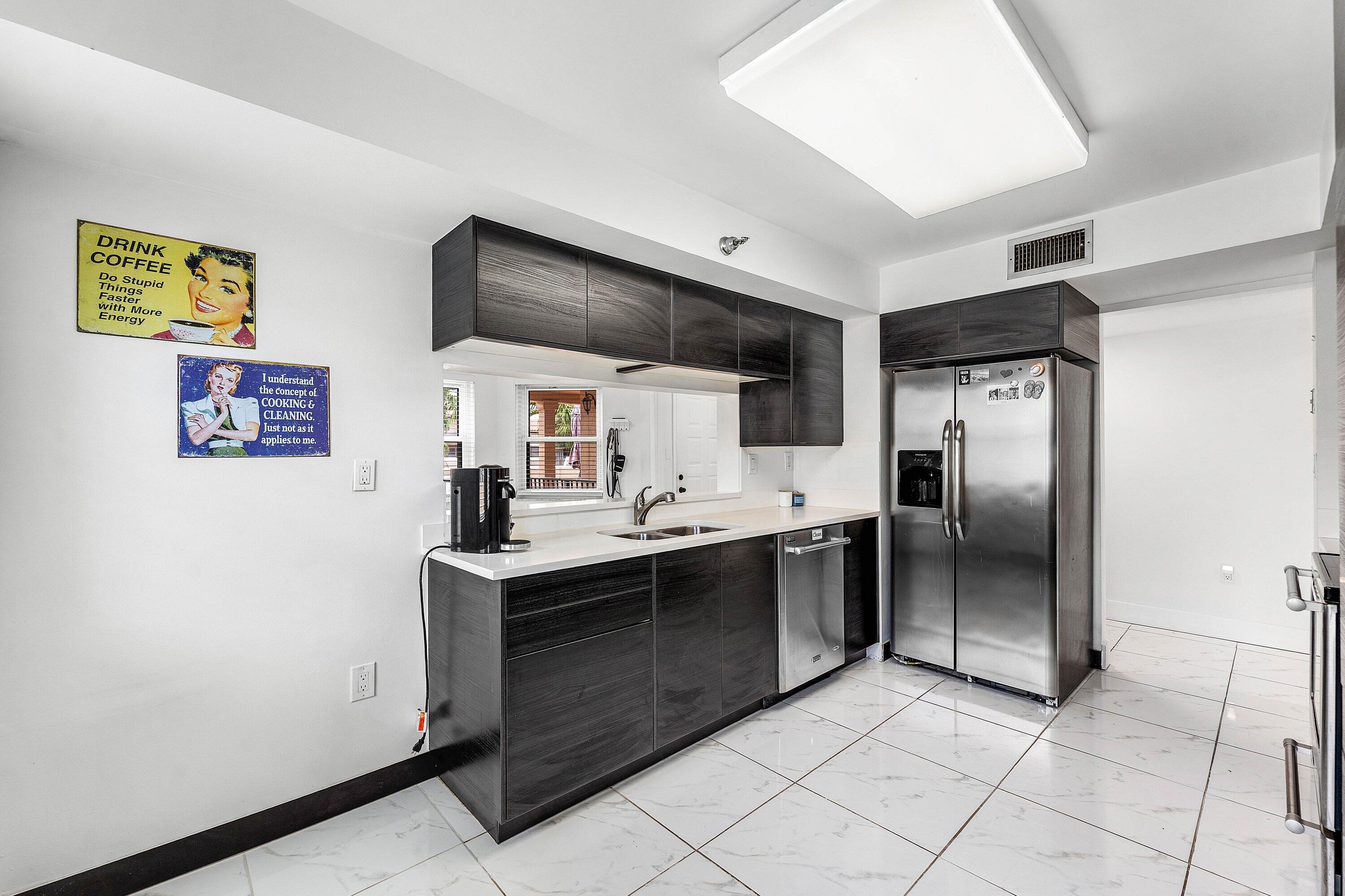 6614 Villa Sonrisa #123, Boca Raton FL 33433