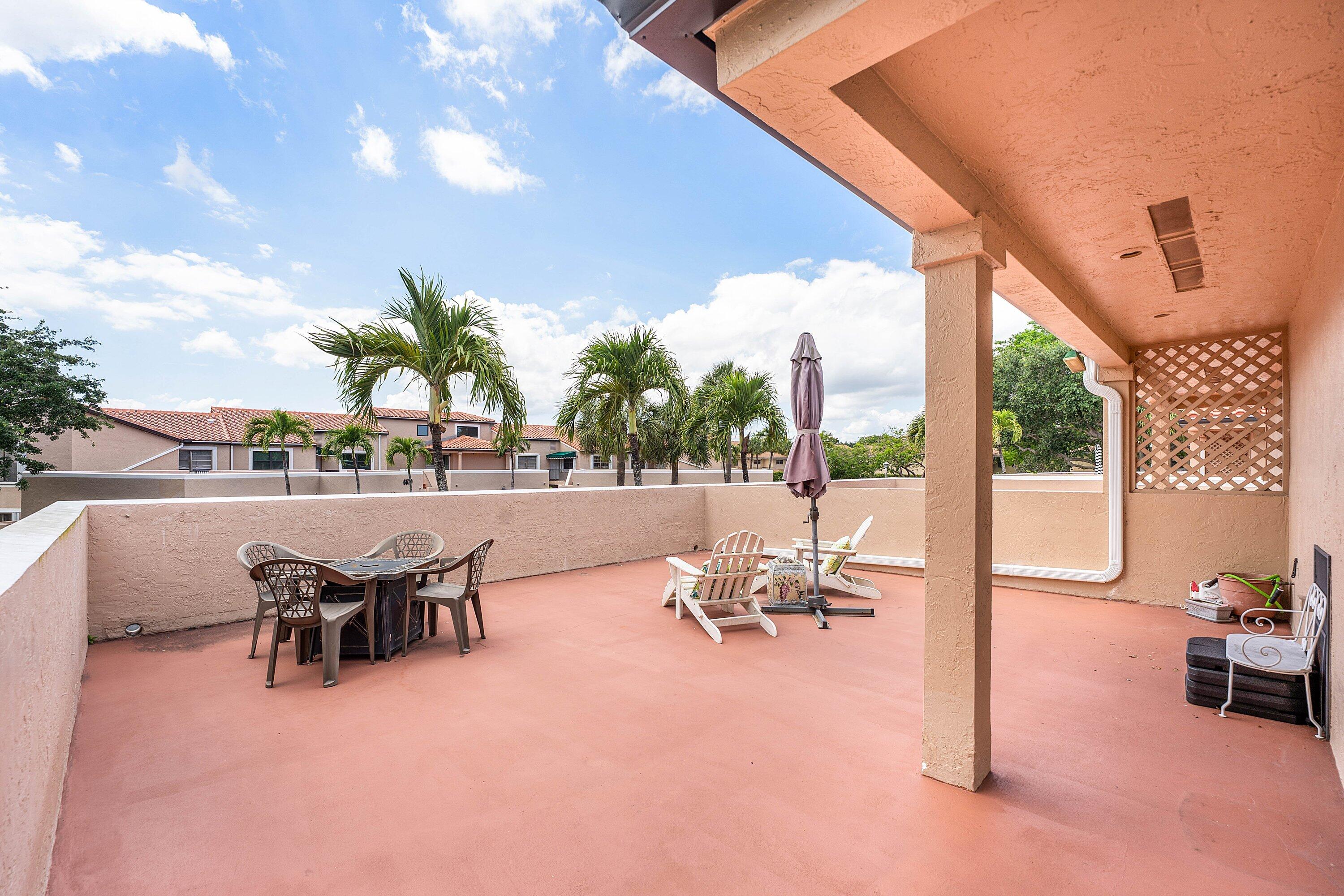 6614 Villa Sonrisa #123, Boca Raton FL 33433