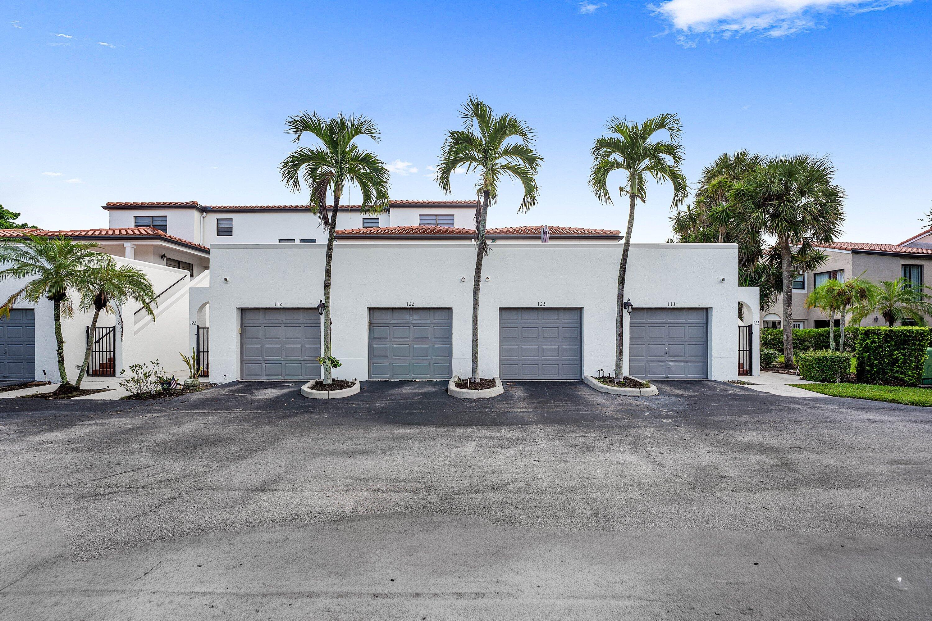 6614 Villa Sonrisa #123, Boca Raton FL 33433