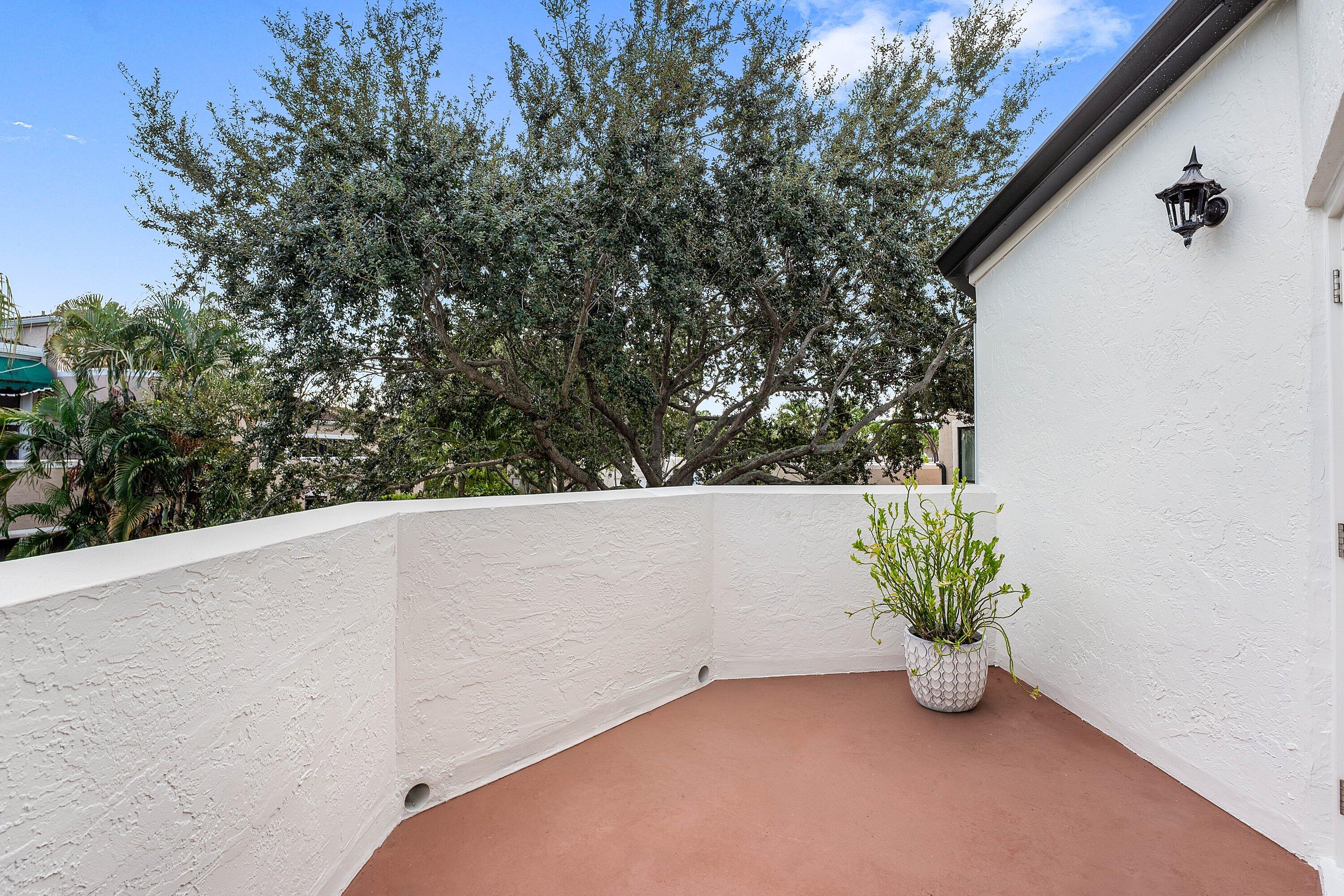 6614 Villa Sonrisa #123, Boca Raton FL 33433