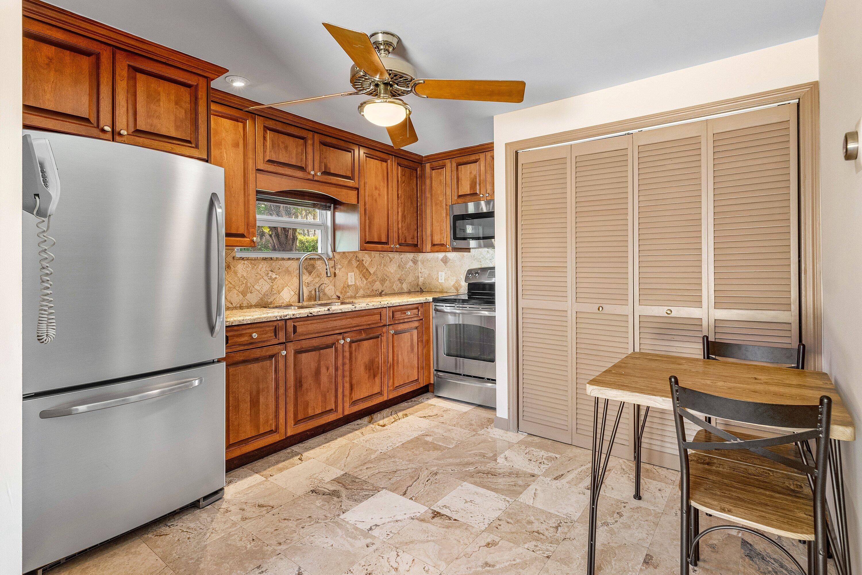 6002 NW 74th, Parkland FL 33067