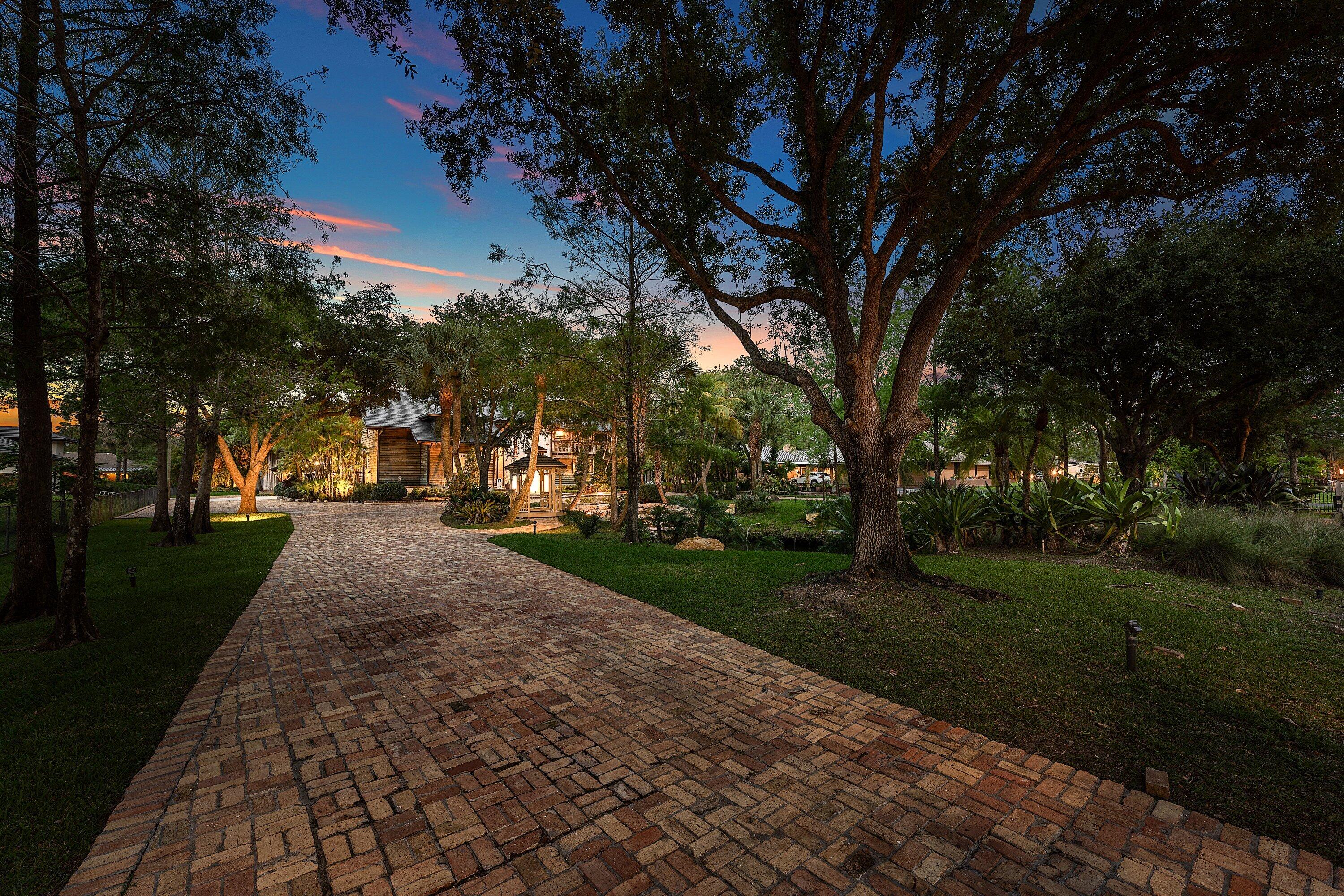 6002 NW 74th, Parkland FL 33067