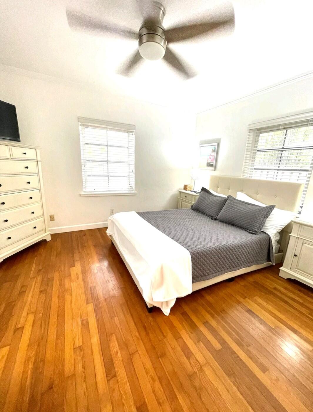 1403 SE 2nd #1, Fort Lauderdale FL 33301