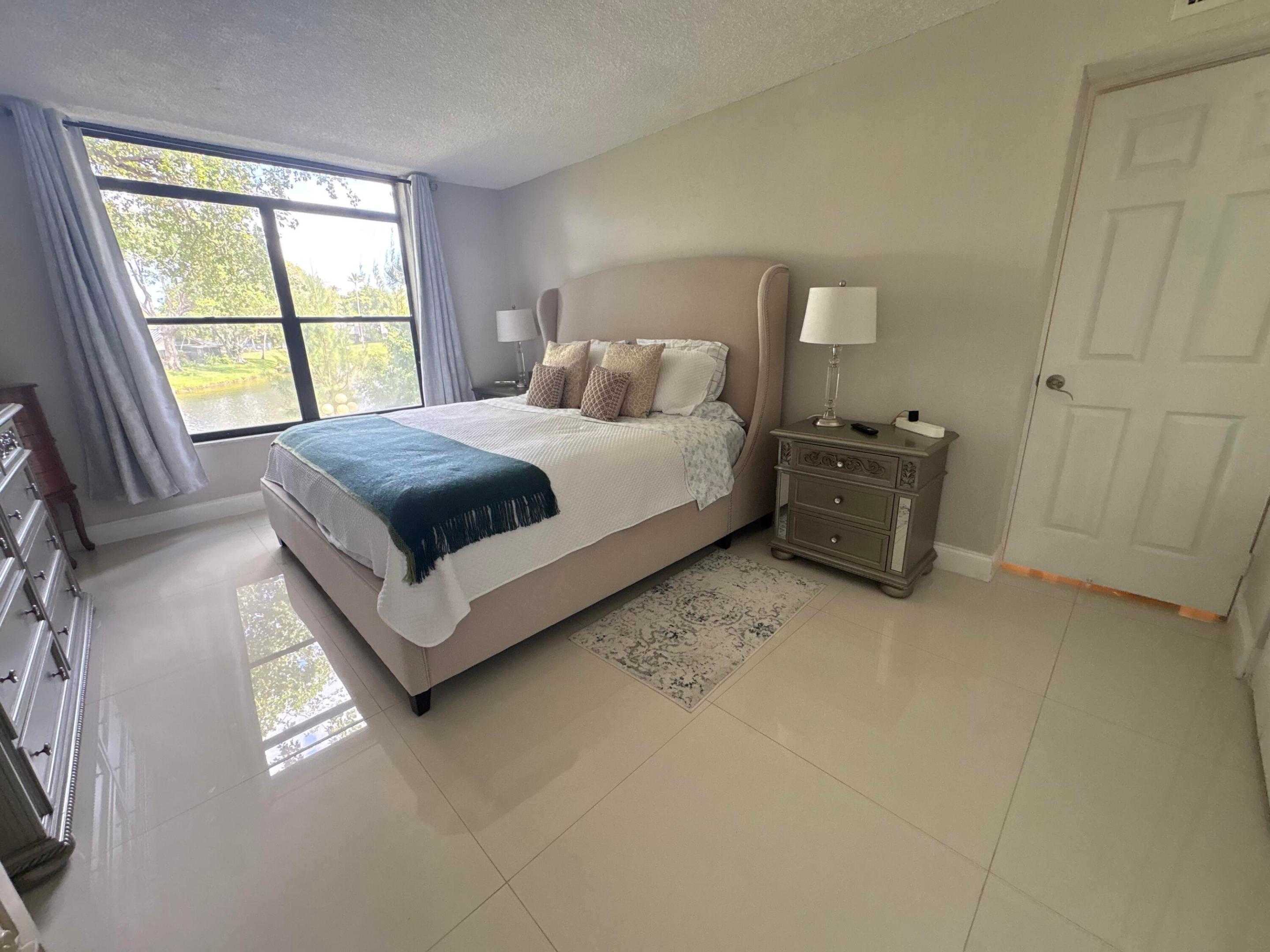 3730 Inverrary #2t, Lauderhill FL 33319