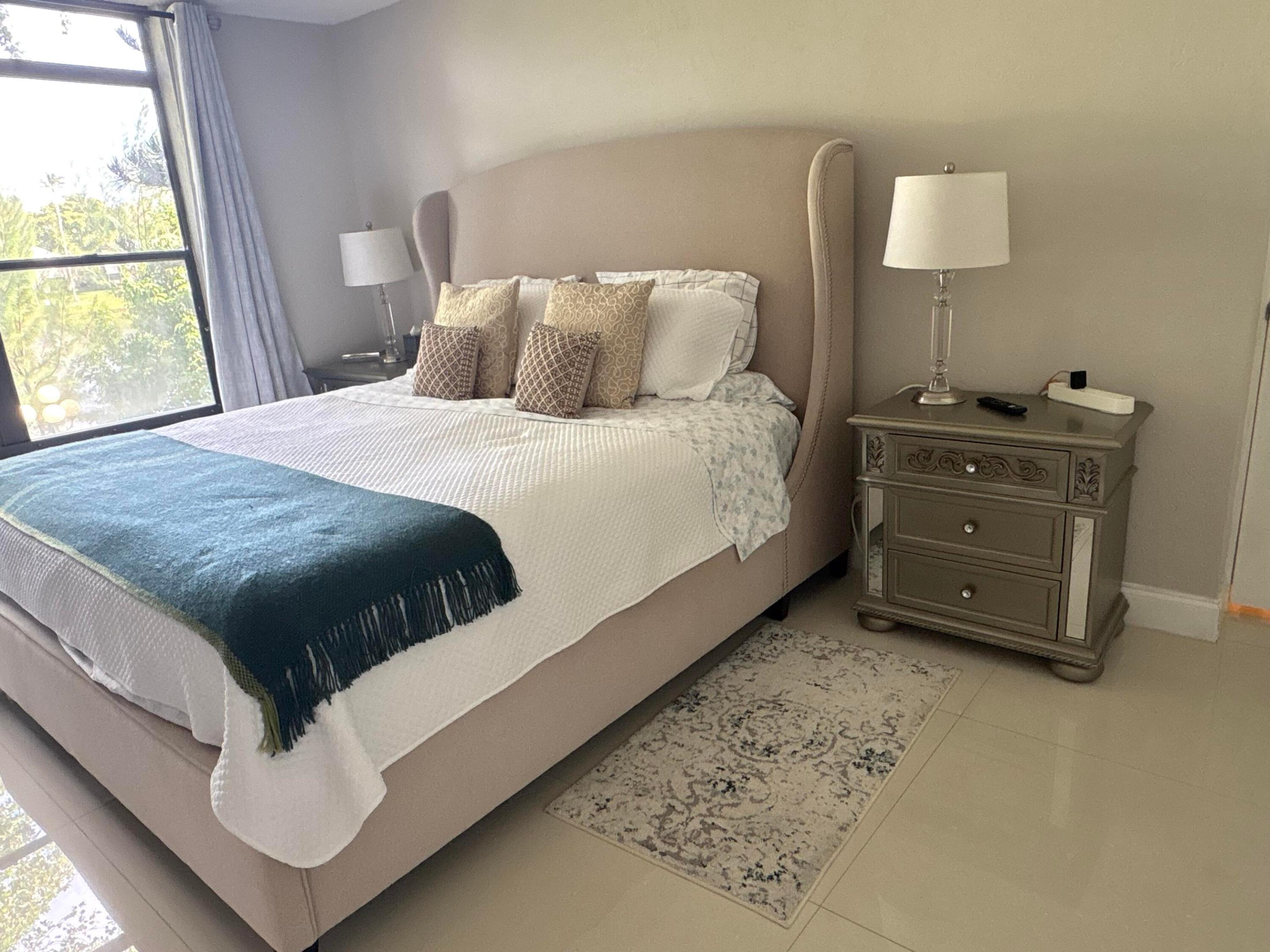 3730 Inverrary #2t, Lauderhill FL 33319