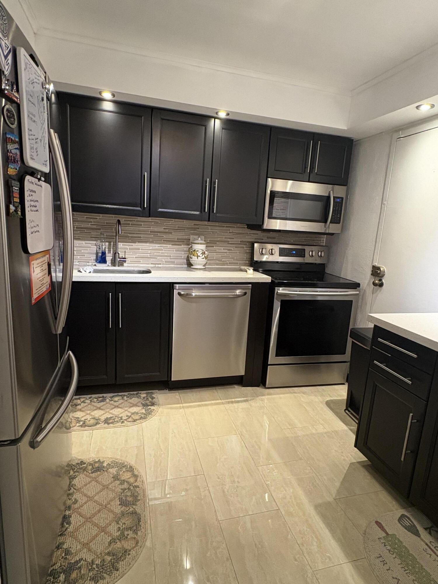3730 Inverrary #2t, Lauderhill FL 33319