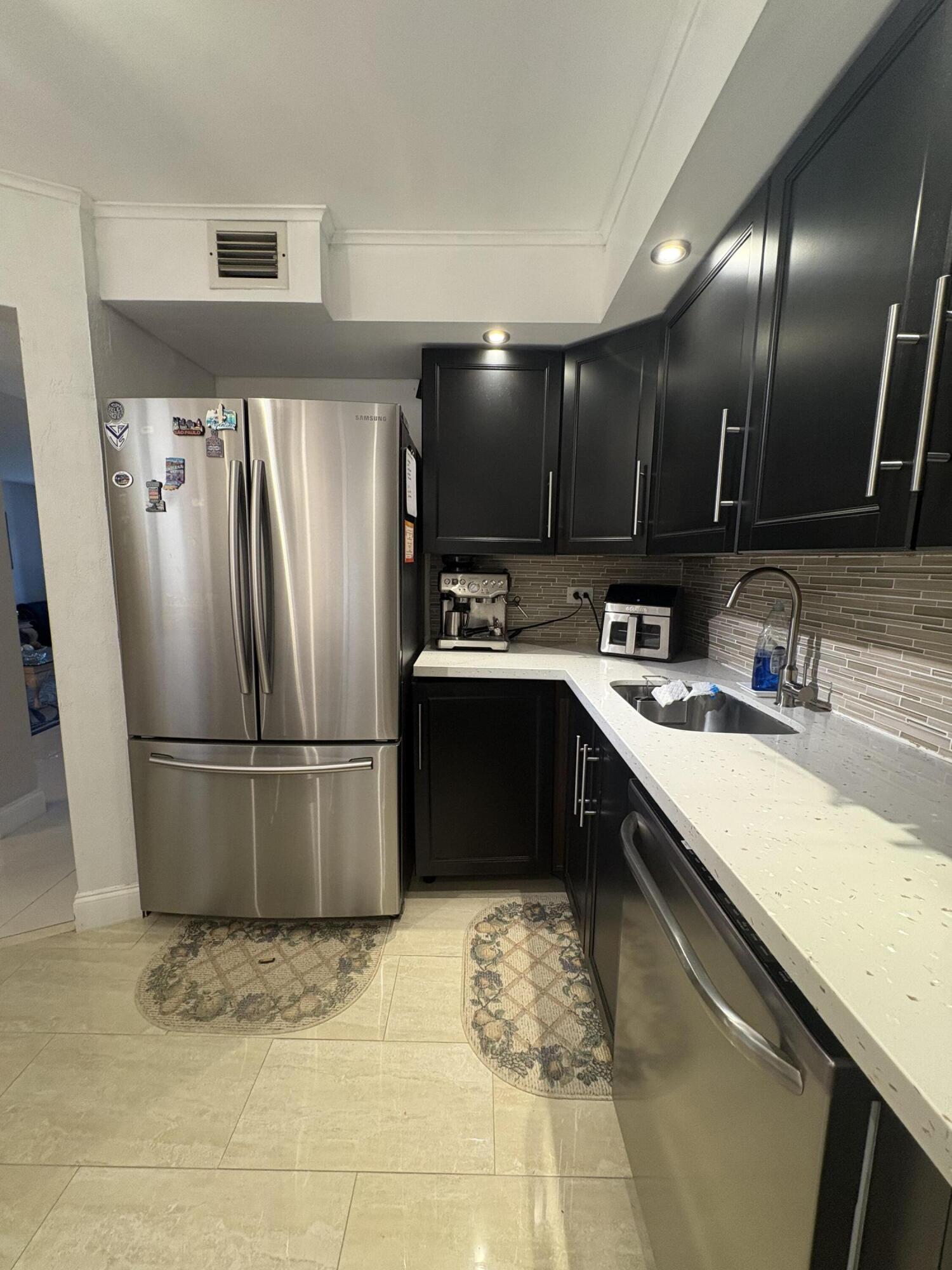 3730 Inverrary #2t, Lauderhill FL 33319