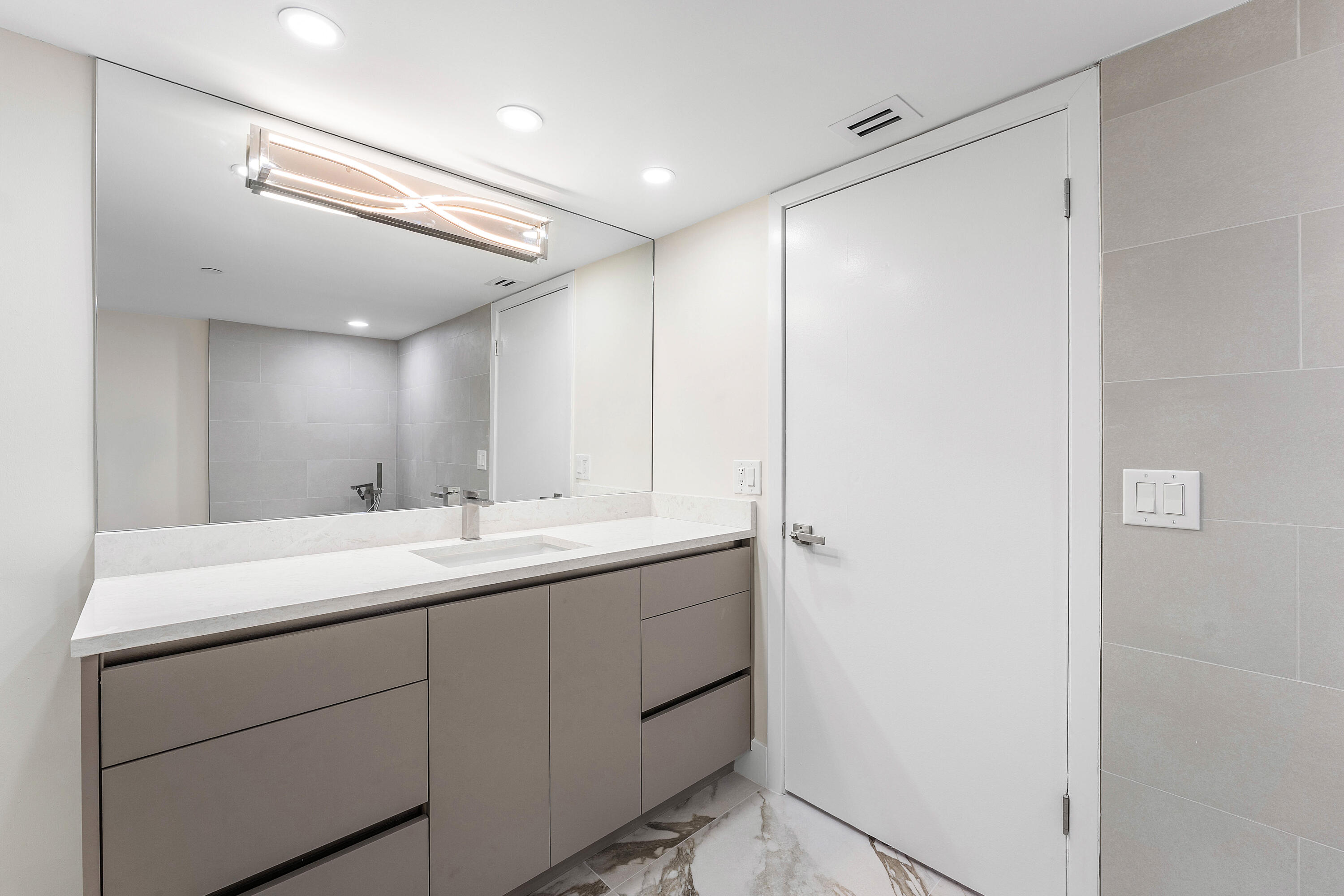 4201 N Ocean #1407, Boca Raton FL 33431