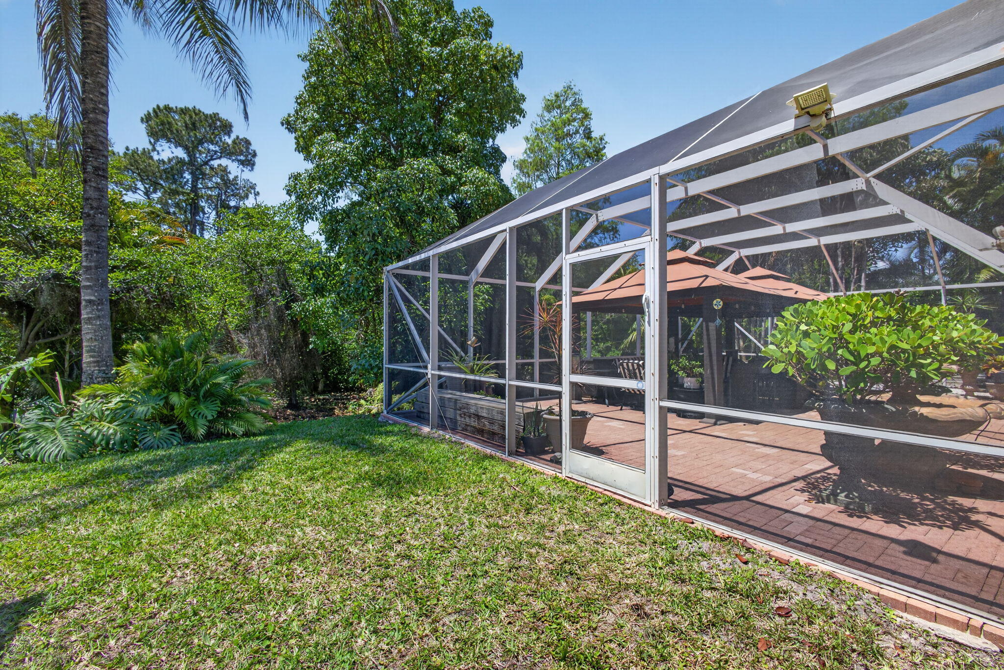 5137 Elpine, Riviera Beach FL 33418