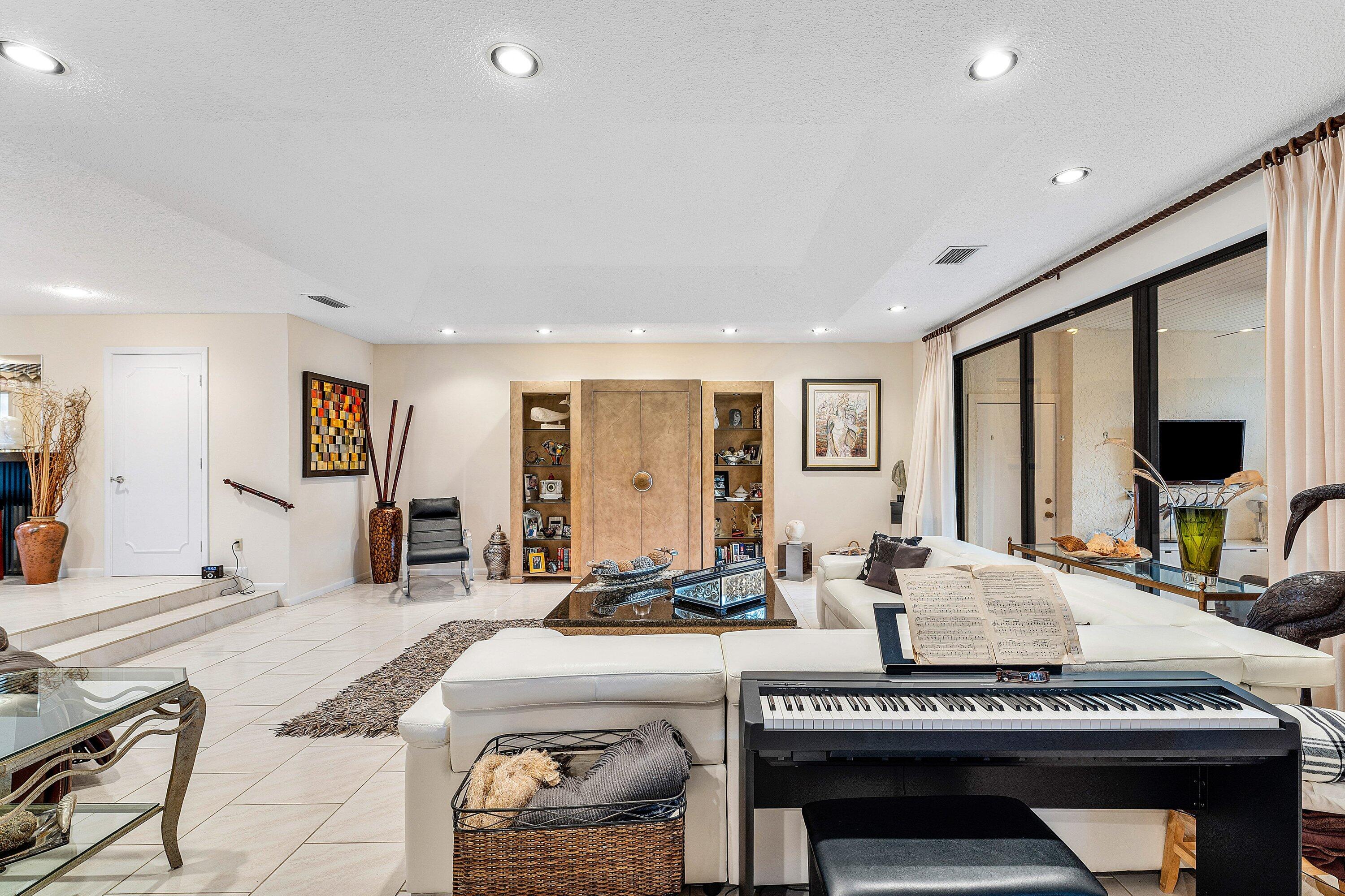46 Woods, Boynton Beach FL 33436