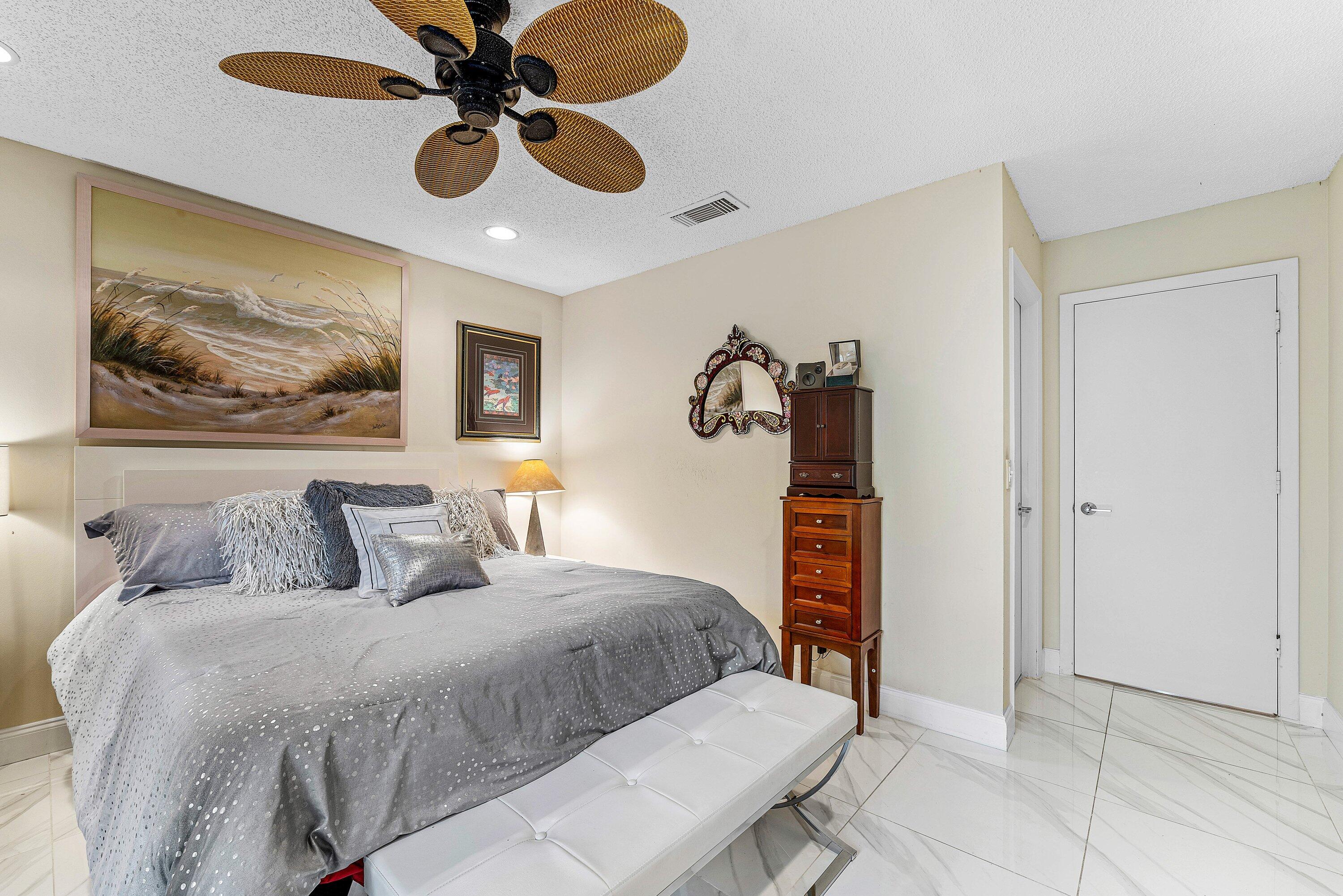 46 Woods, Boynton Beach FL 33436