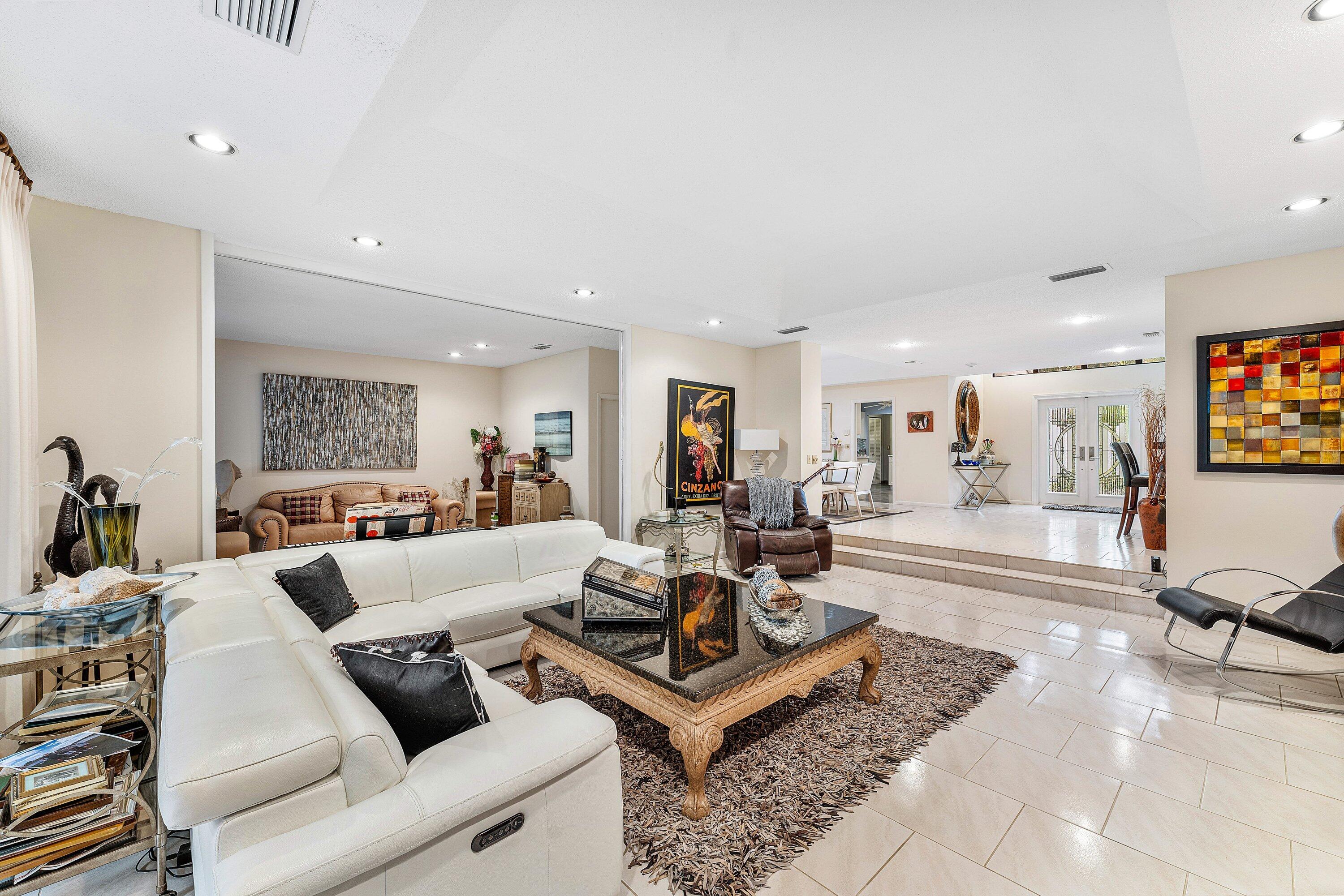 46 Woods, Boynton Beach FL 33436