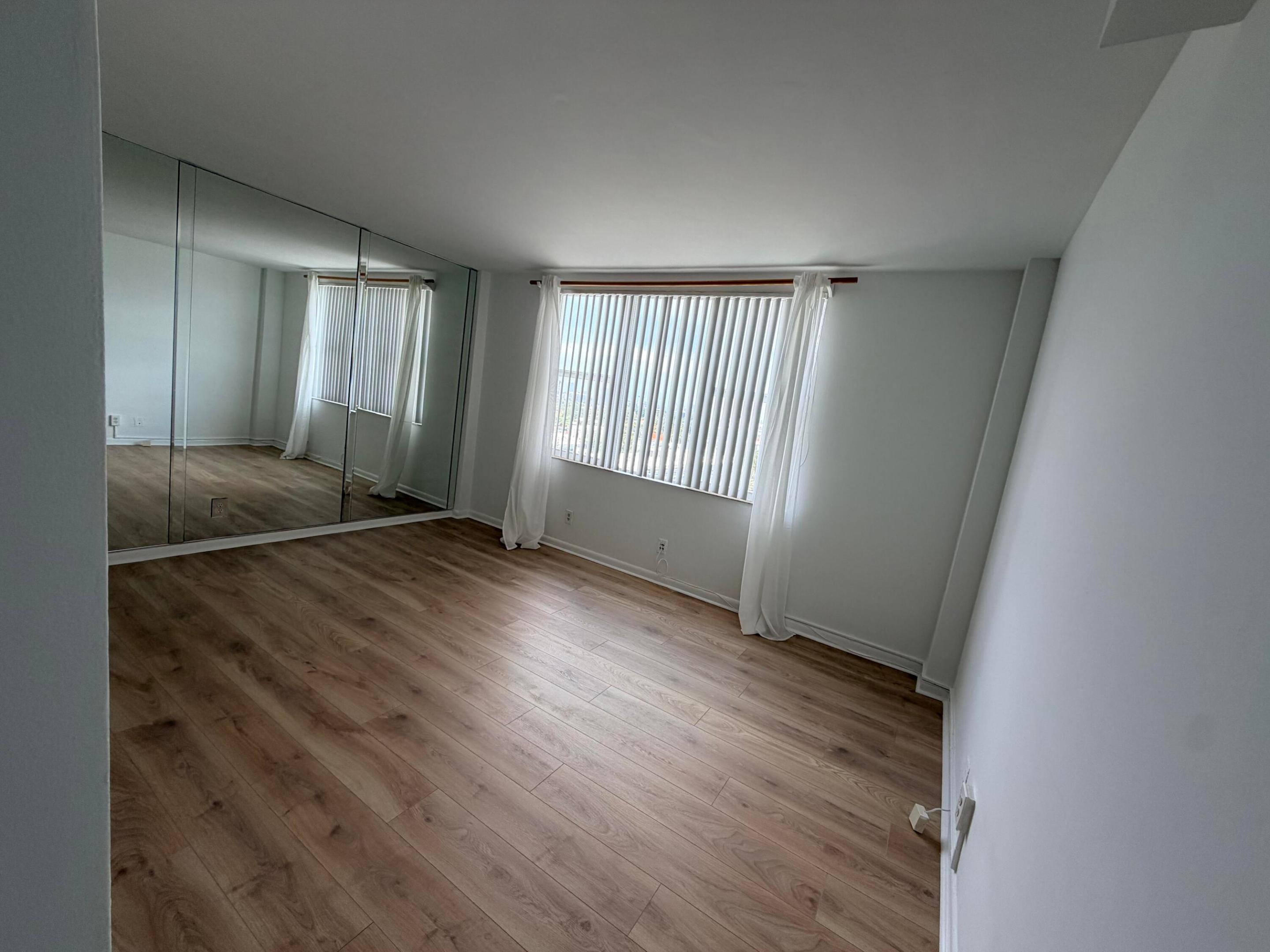 9195 Collins #913, Surfside FL 33154