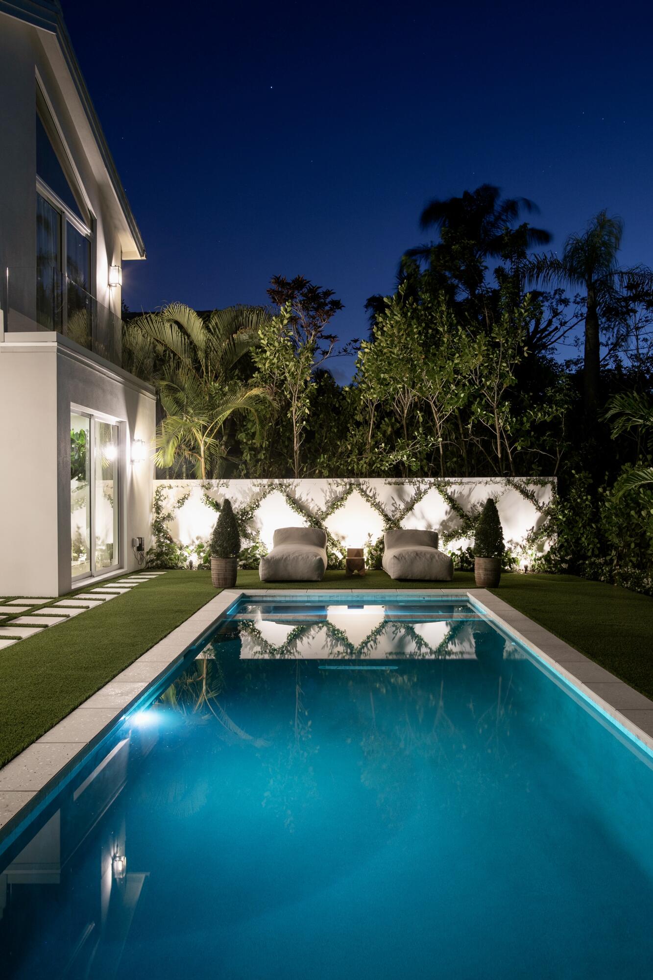 3667 Toulouse, Palm Beach Gardens FL 33410