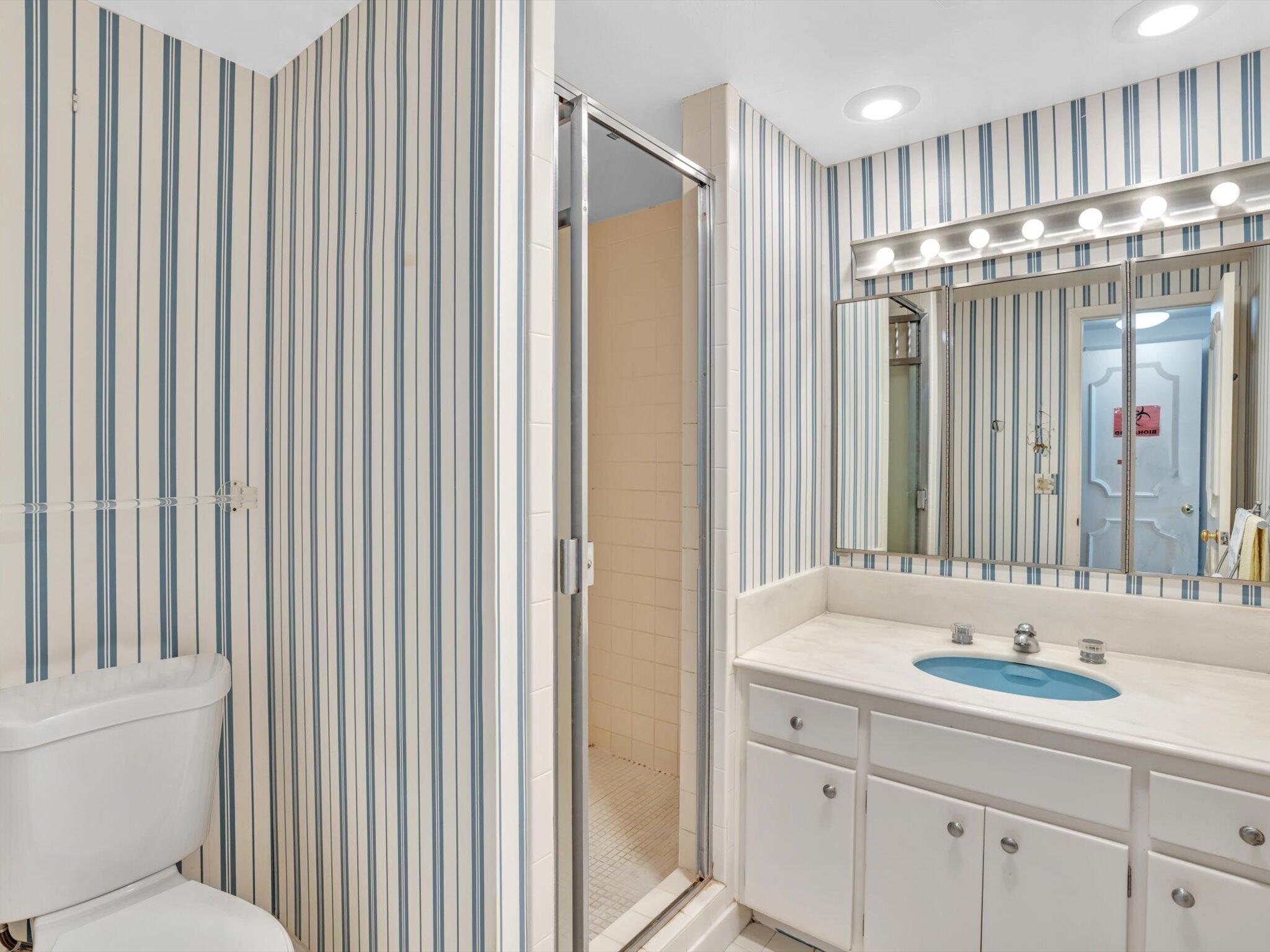 50 East #12f, Delray Beach FL 33483