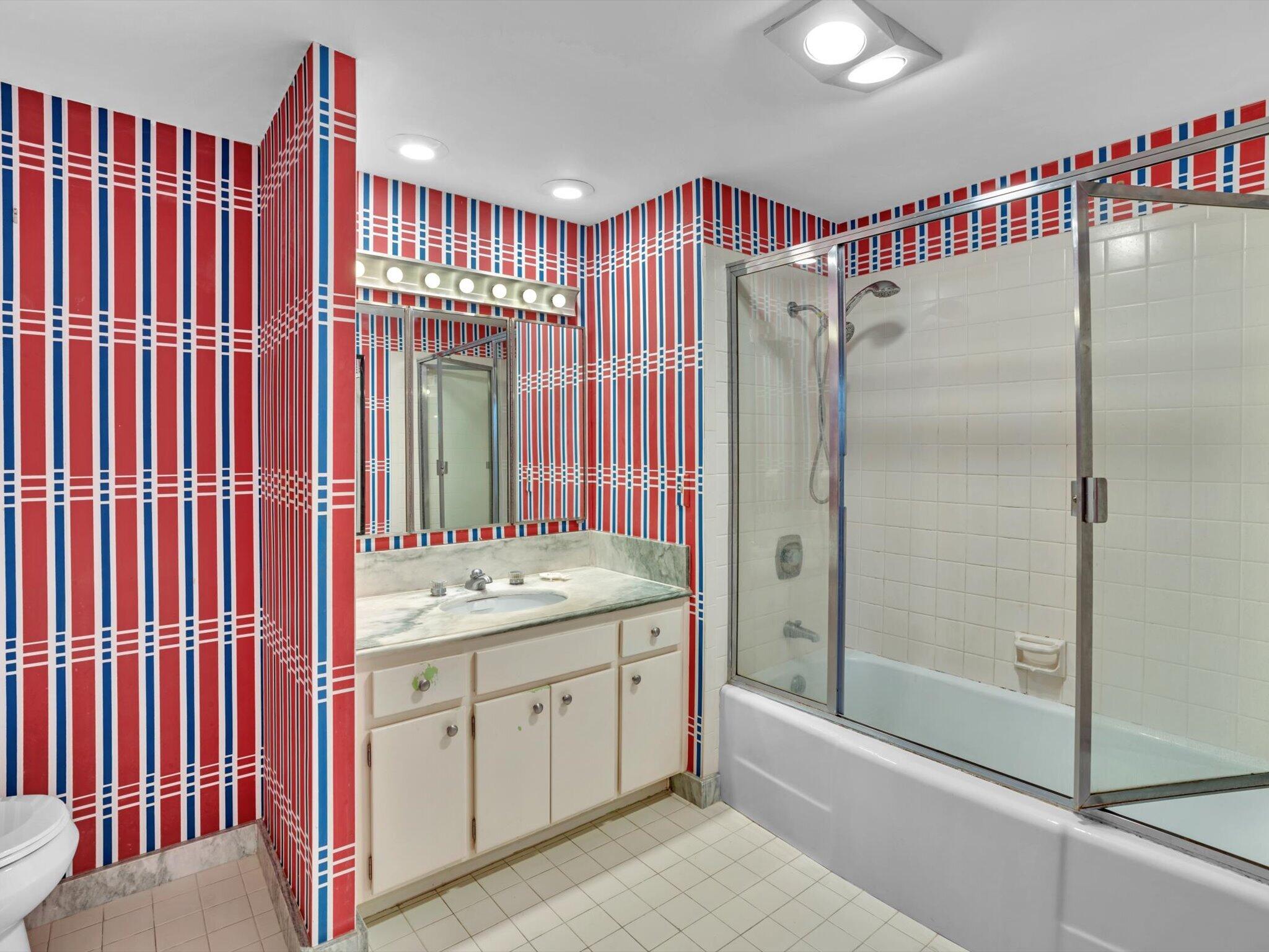 50 East #12f, Delray Beach FL 33483