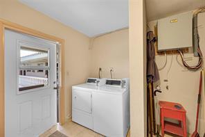 1400 NE 55th #206, Fort Lauderdale FL 33334